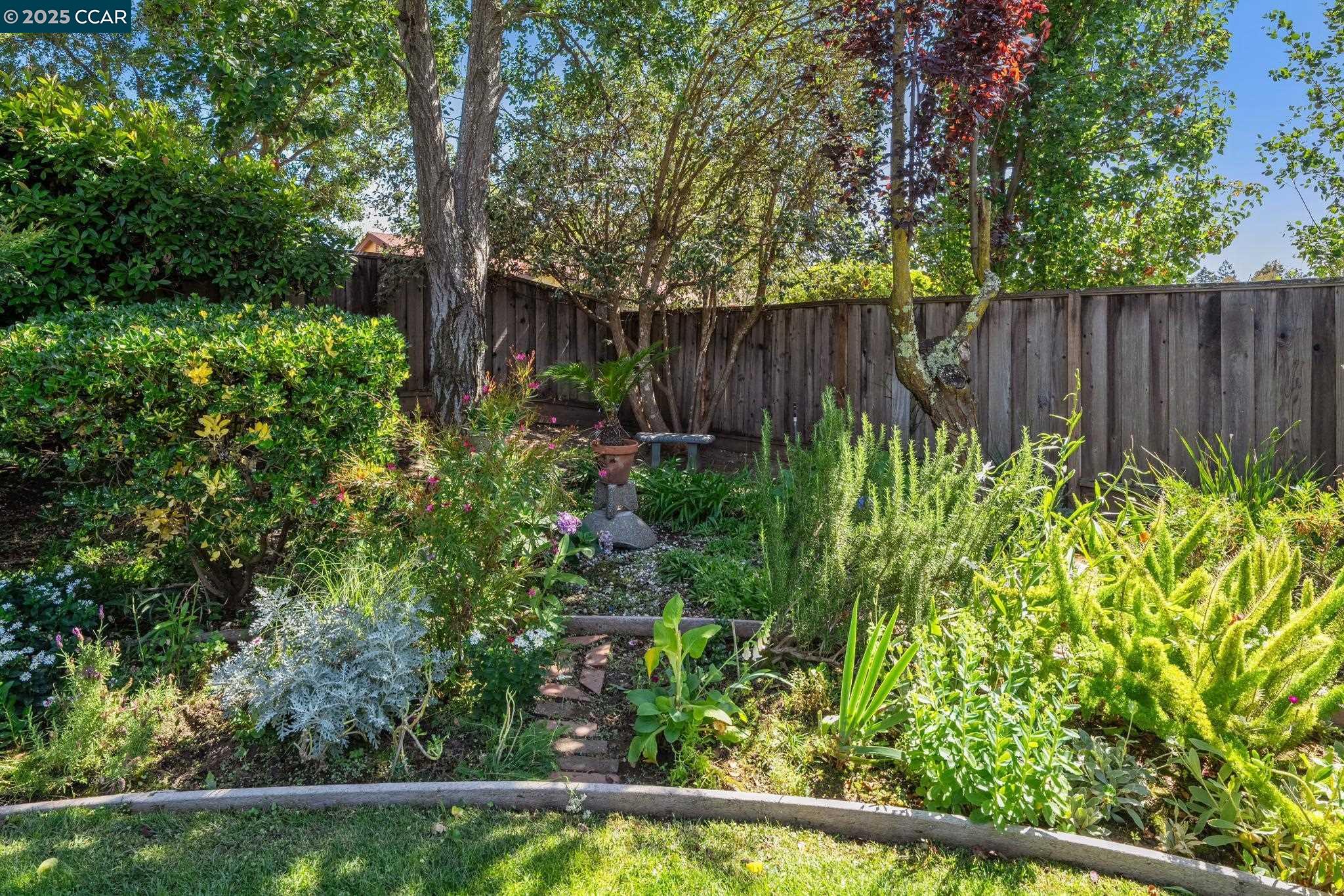 3245 Newport Court