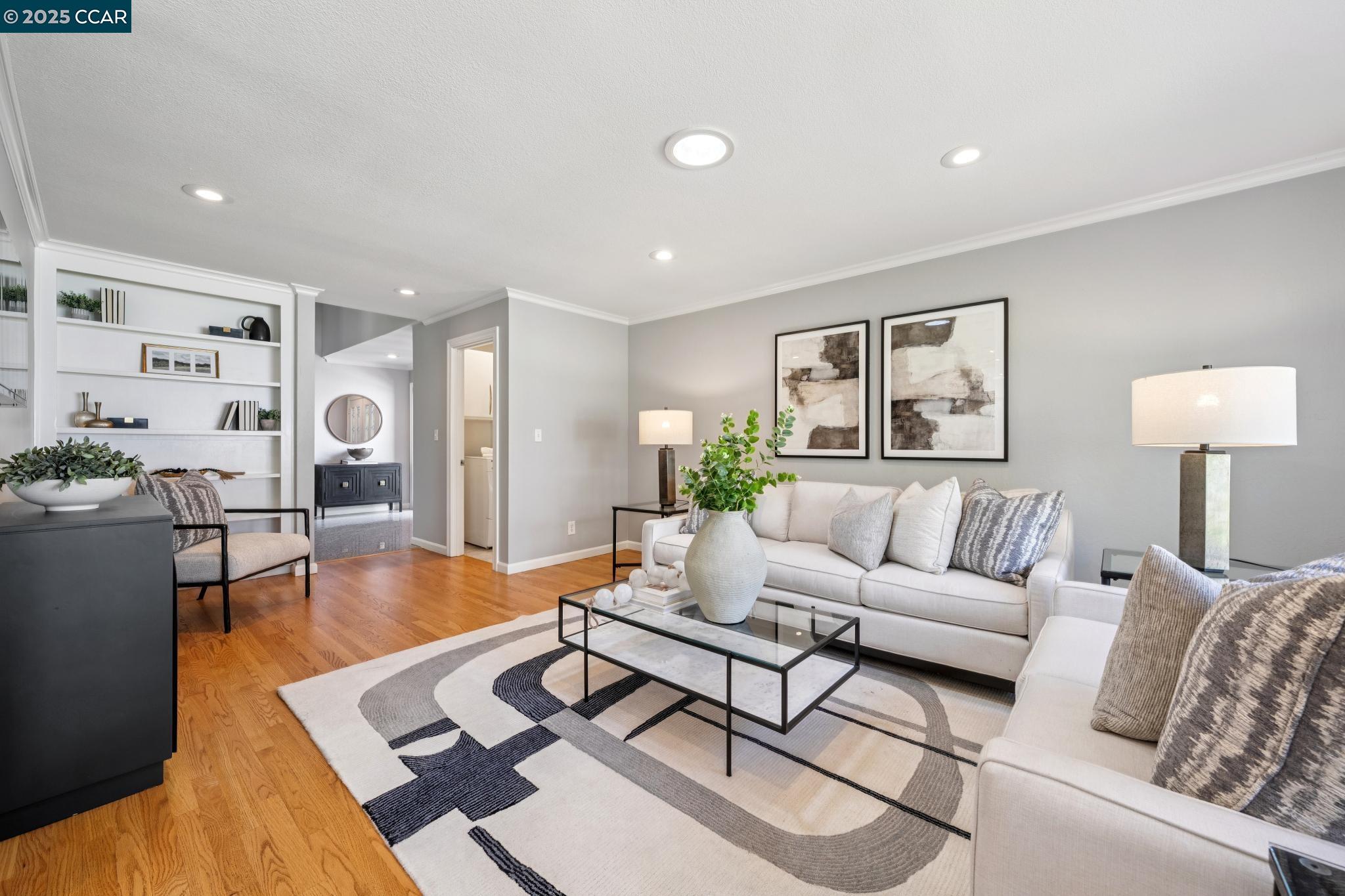 3245 Newport Court