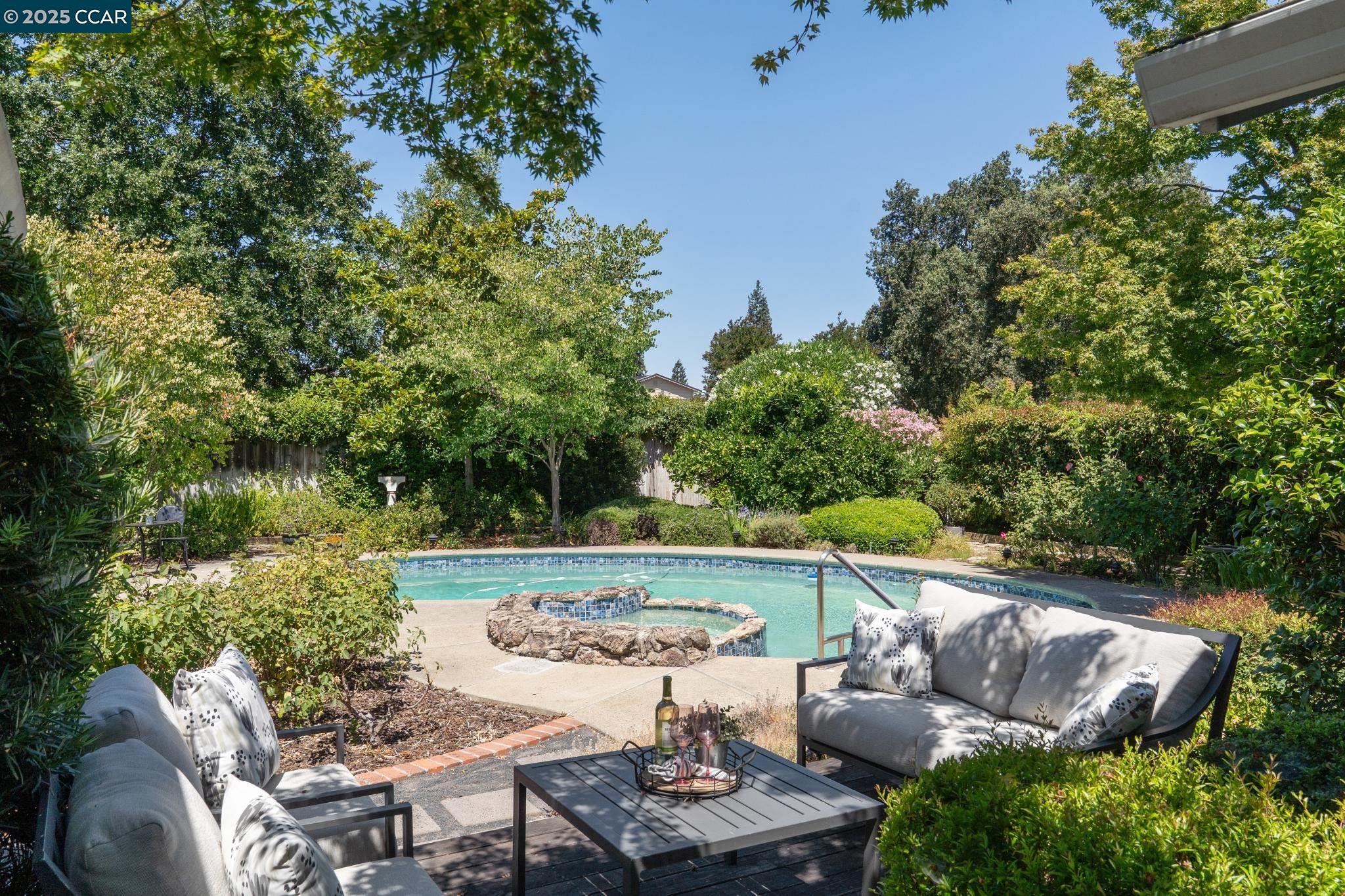 149 Rock Oak Court
