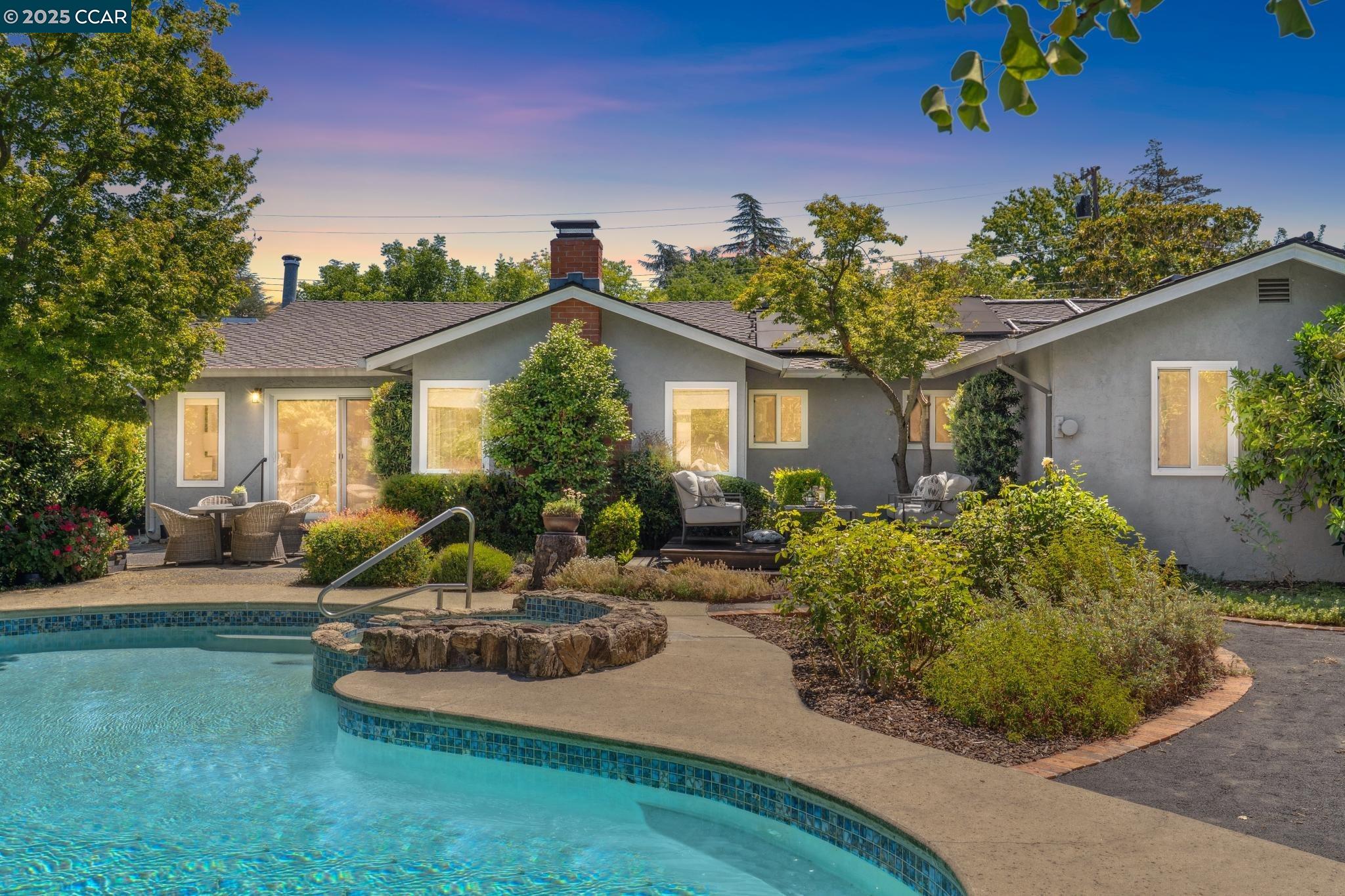 149 Rock Oak Court
