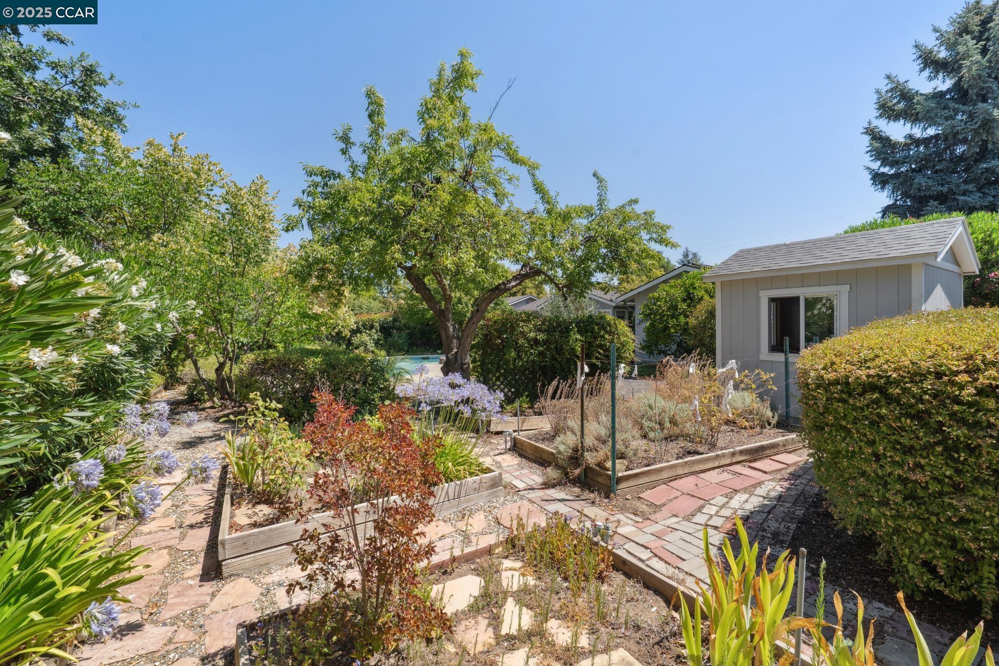 149 Rock Oak Court