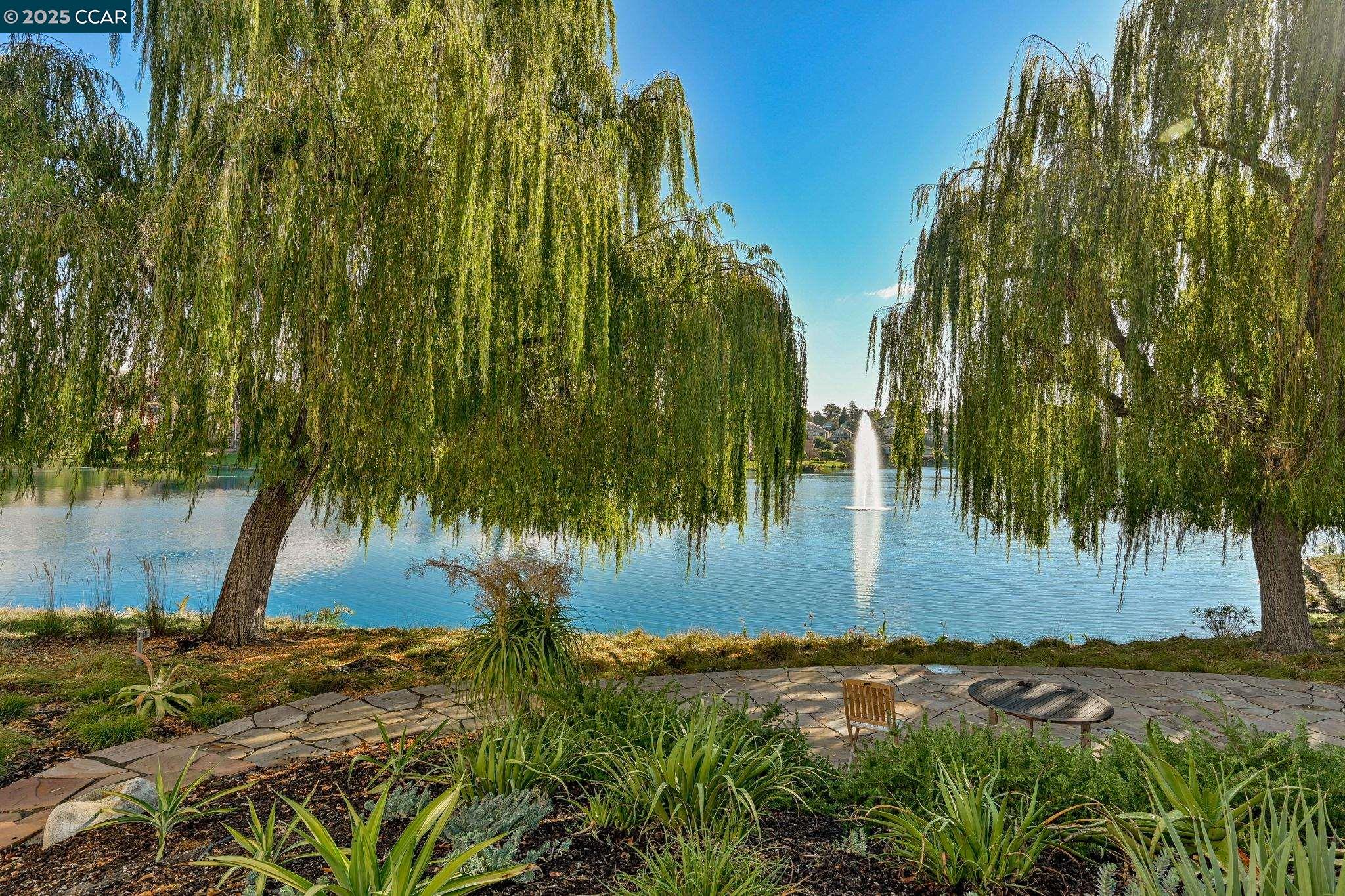 30 Eagle Lake Place # 11