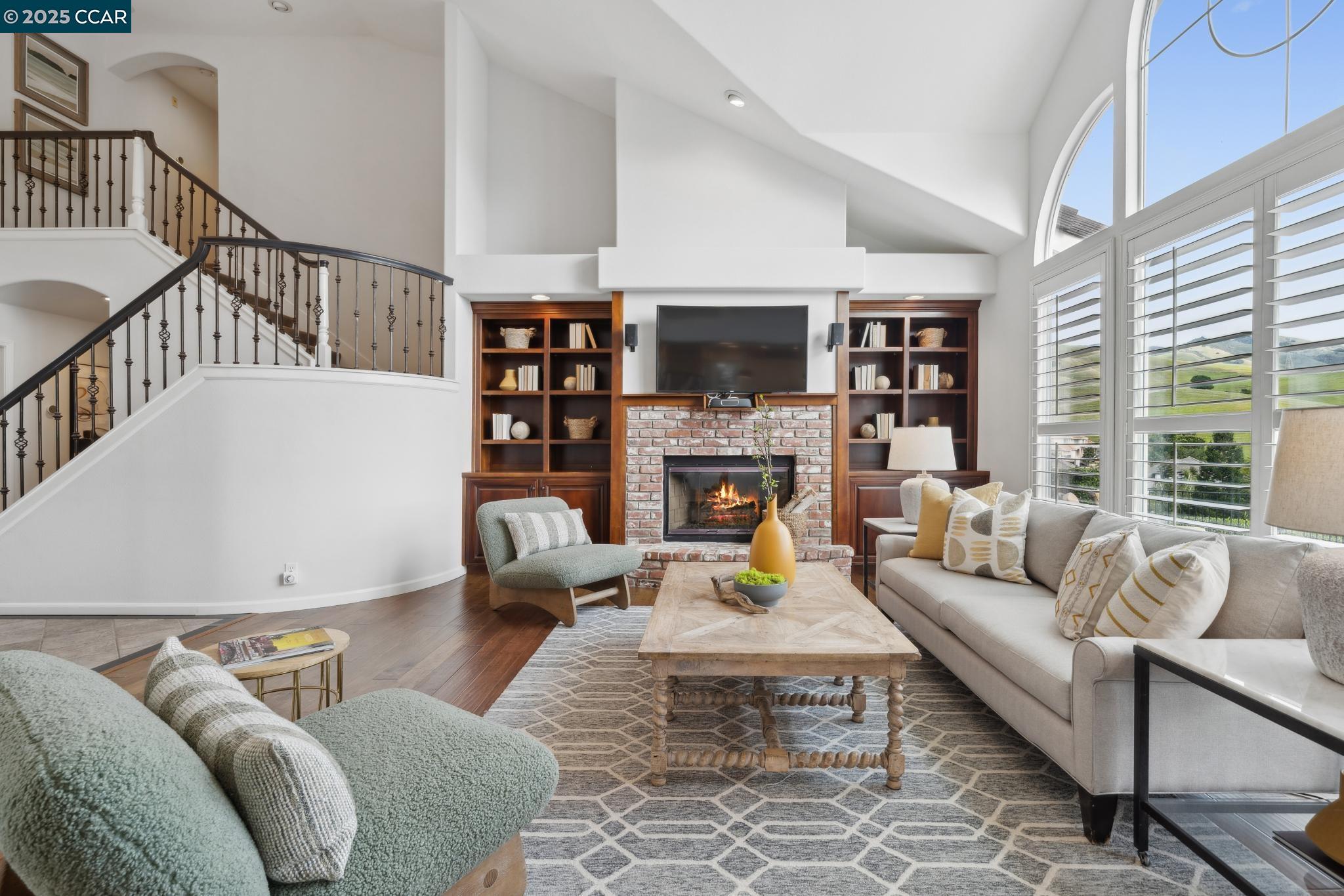 460 Silver Hollow Dr.