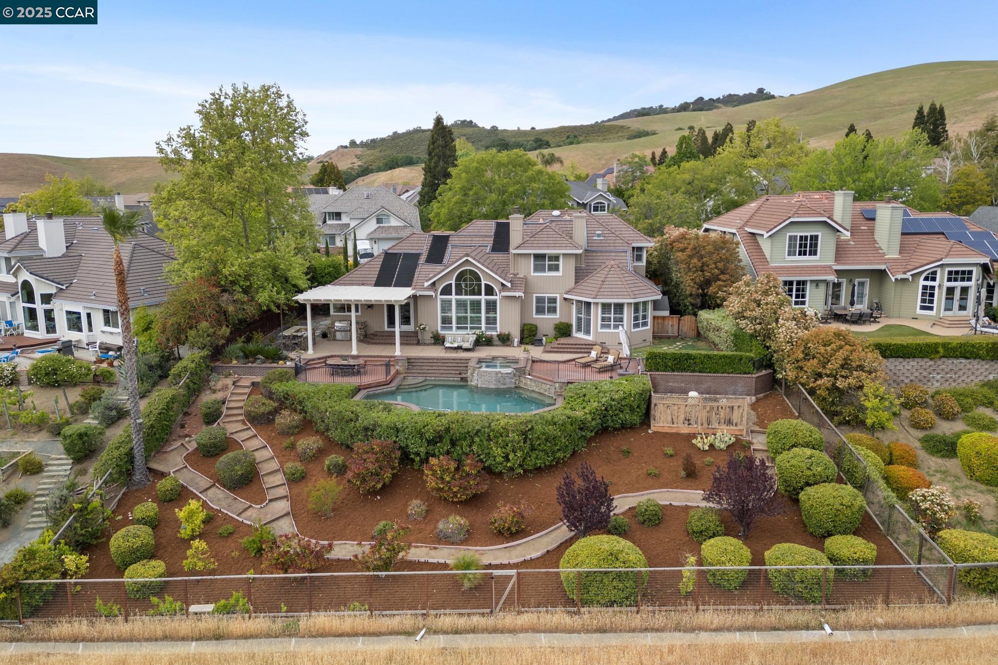 460 Silver Hollow Dr.