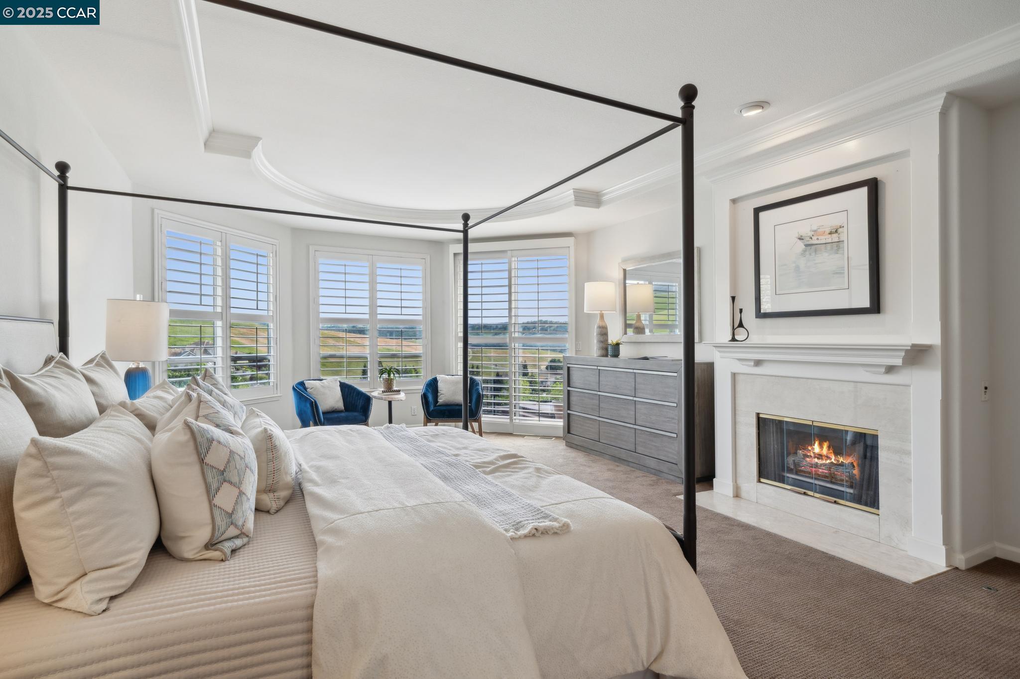 460 Silver Hollow Dr.