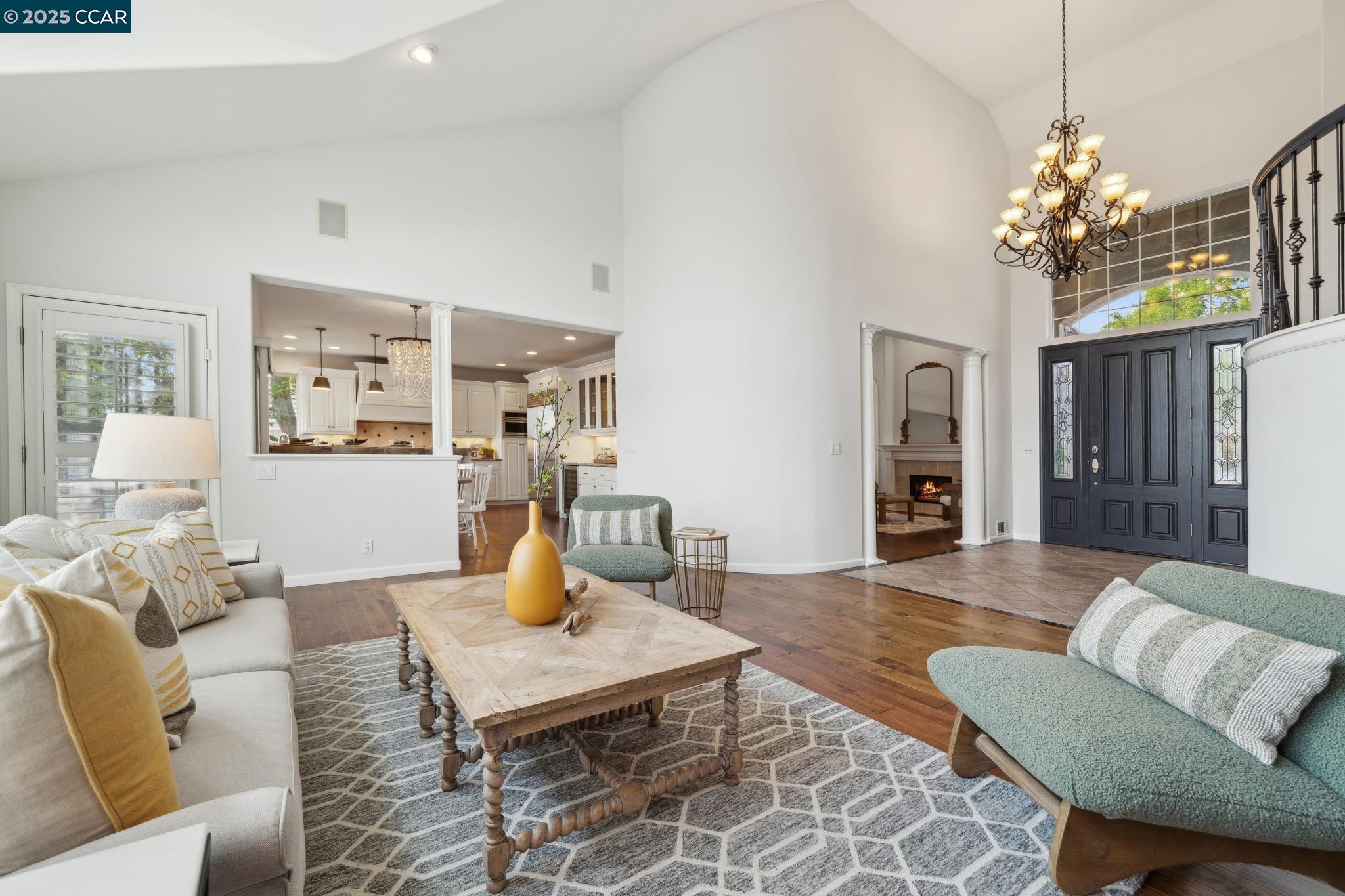 460 Silver Hollow Dr.