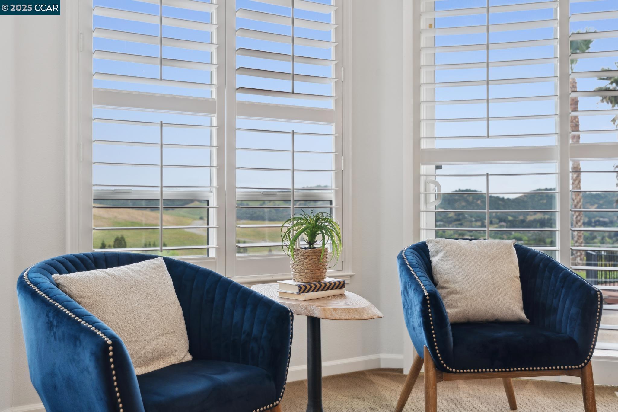 460 Silver Hollow Dr.