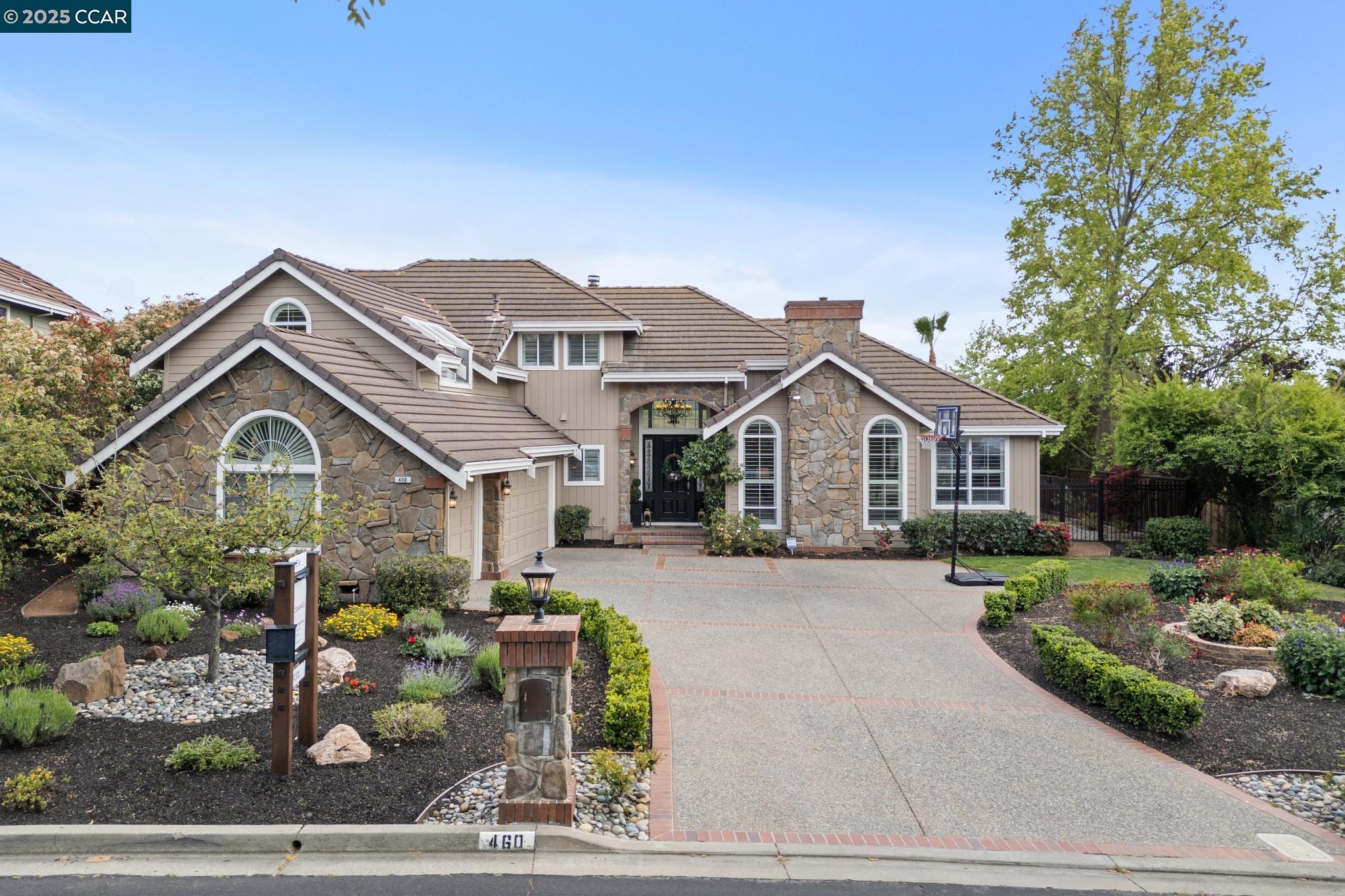 460 Silver Hollow Dr.