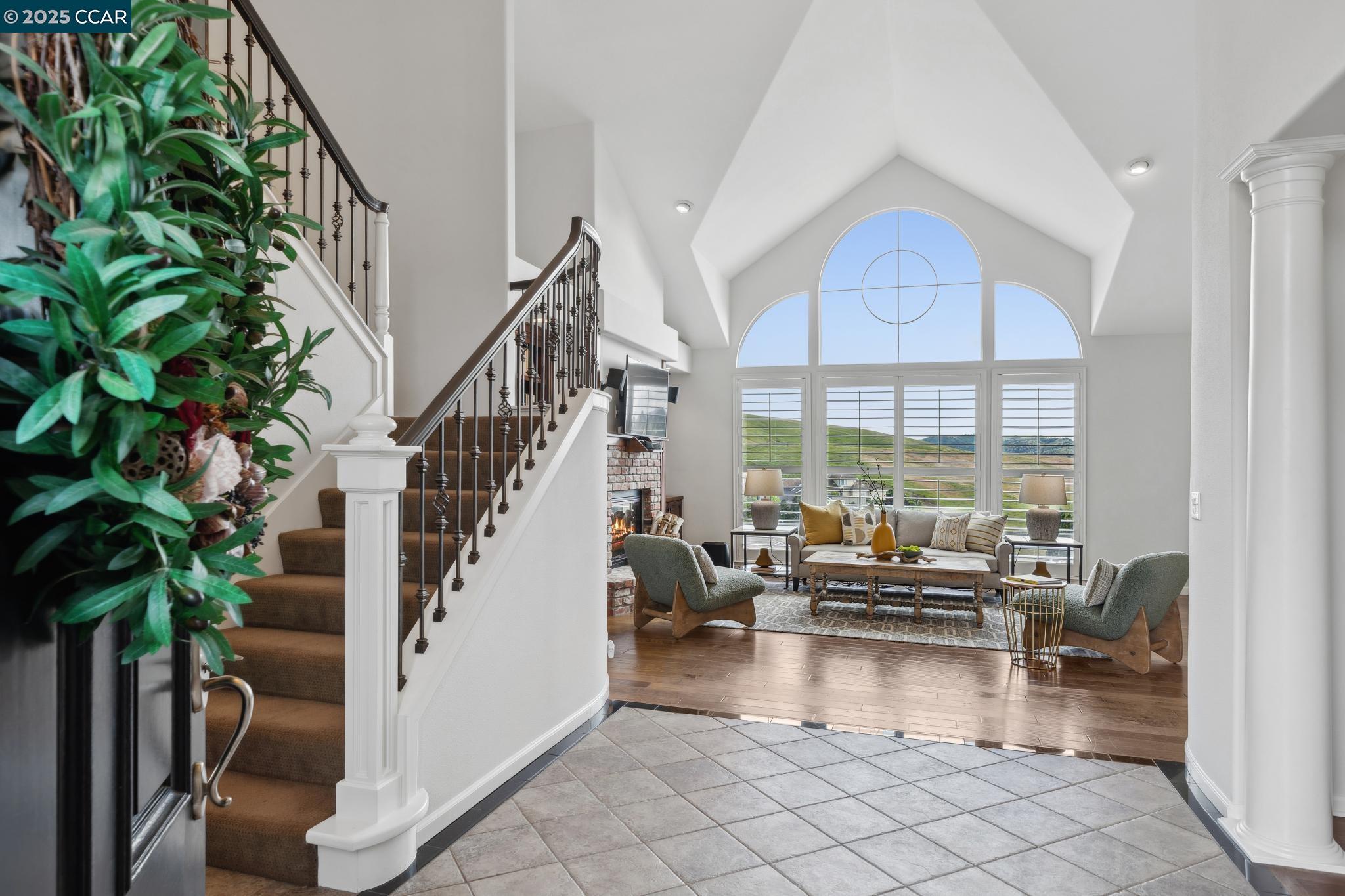 460 Silver Hollow Dr.