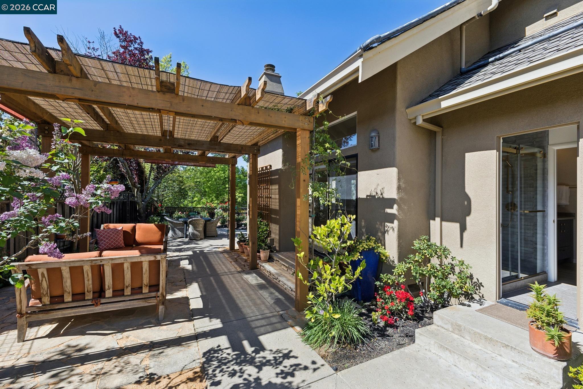 680 Quail Crest Drive