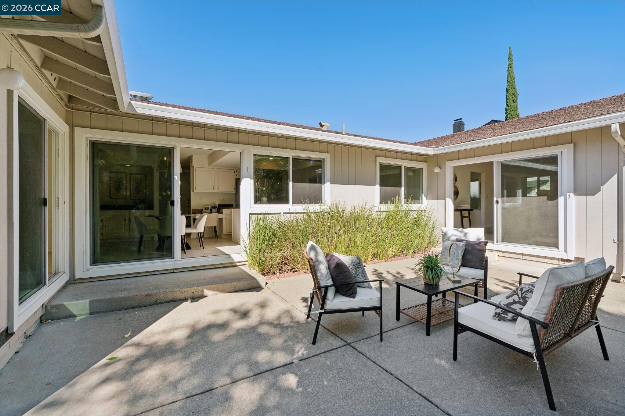 337 Barrow Court
