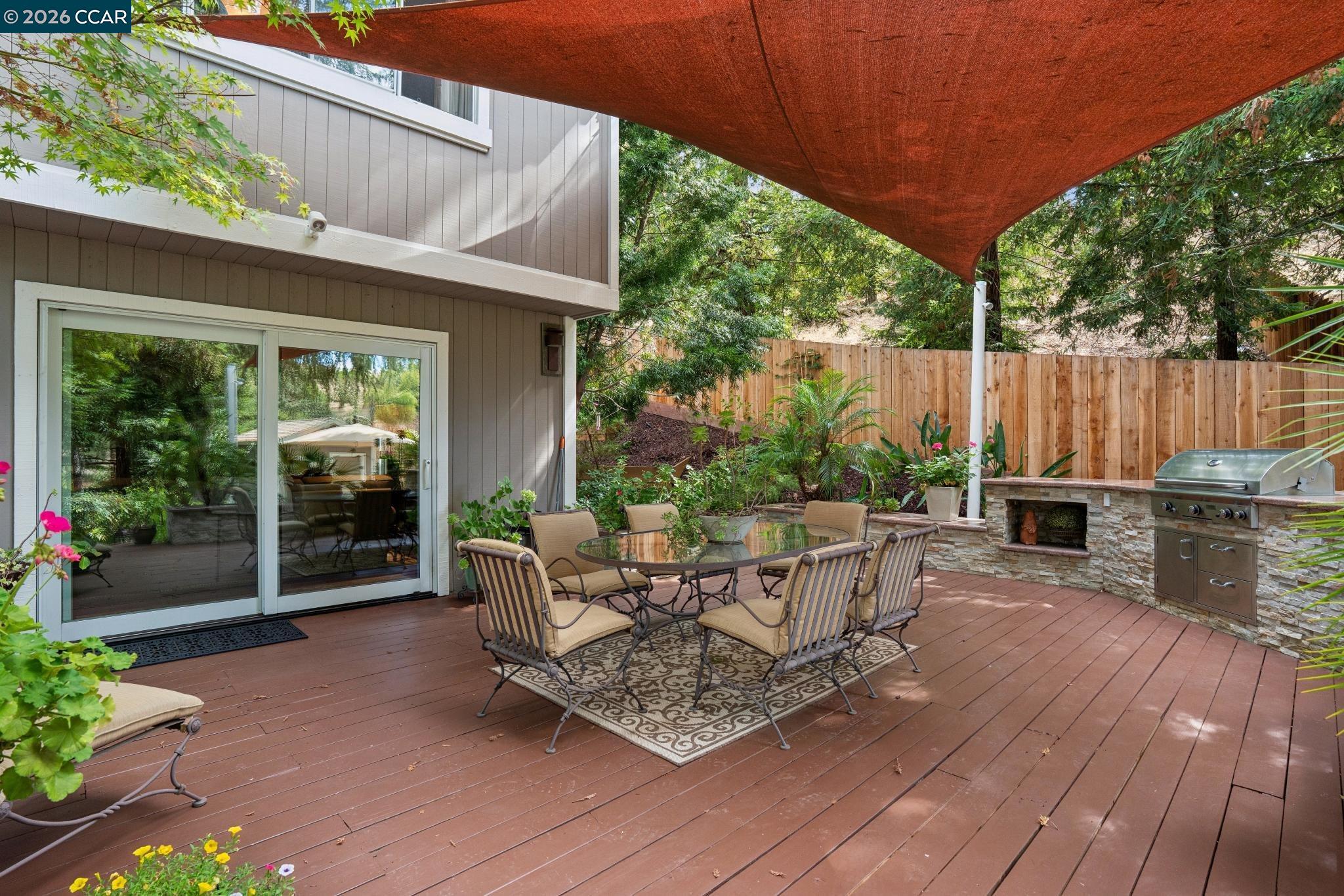 136 Hillcroft Way