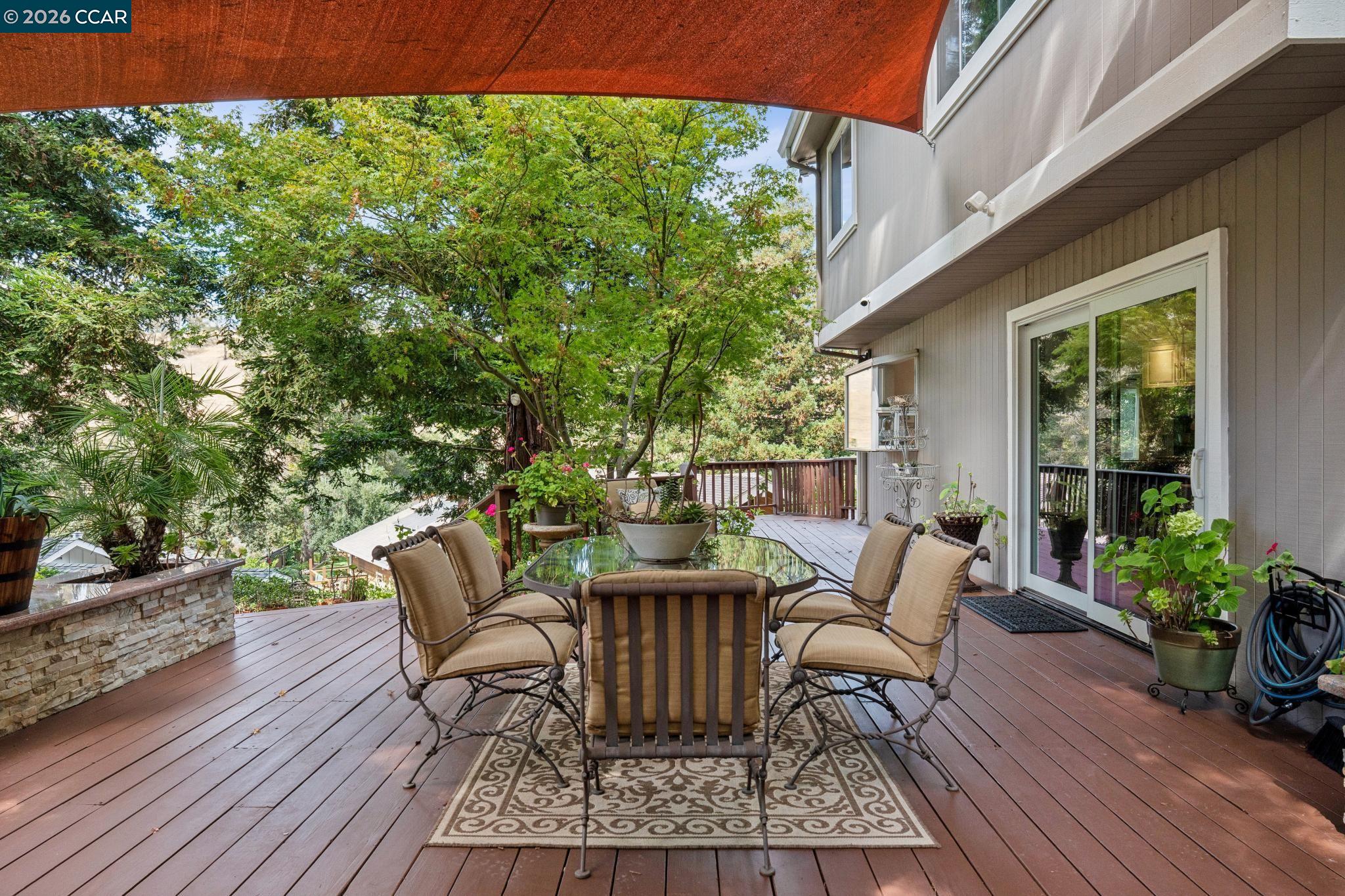 136 Hillcroft Way