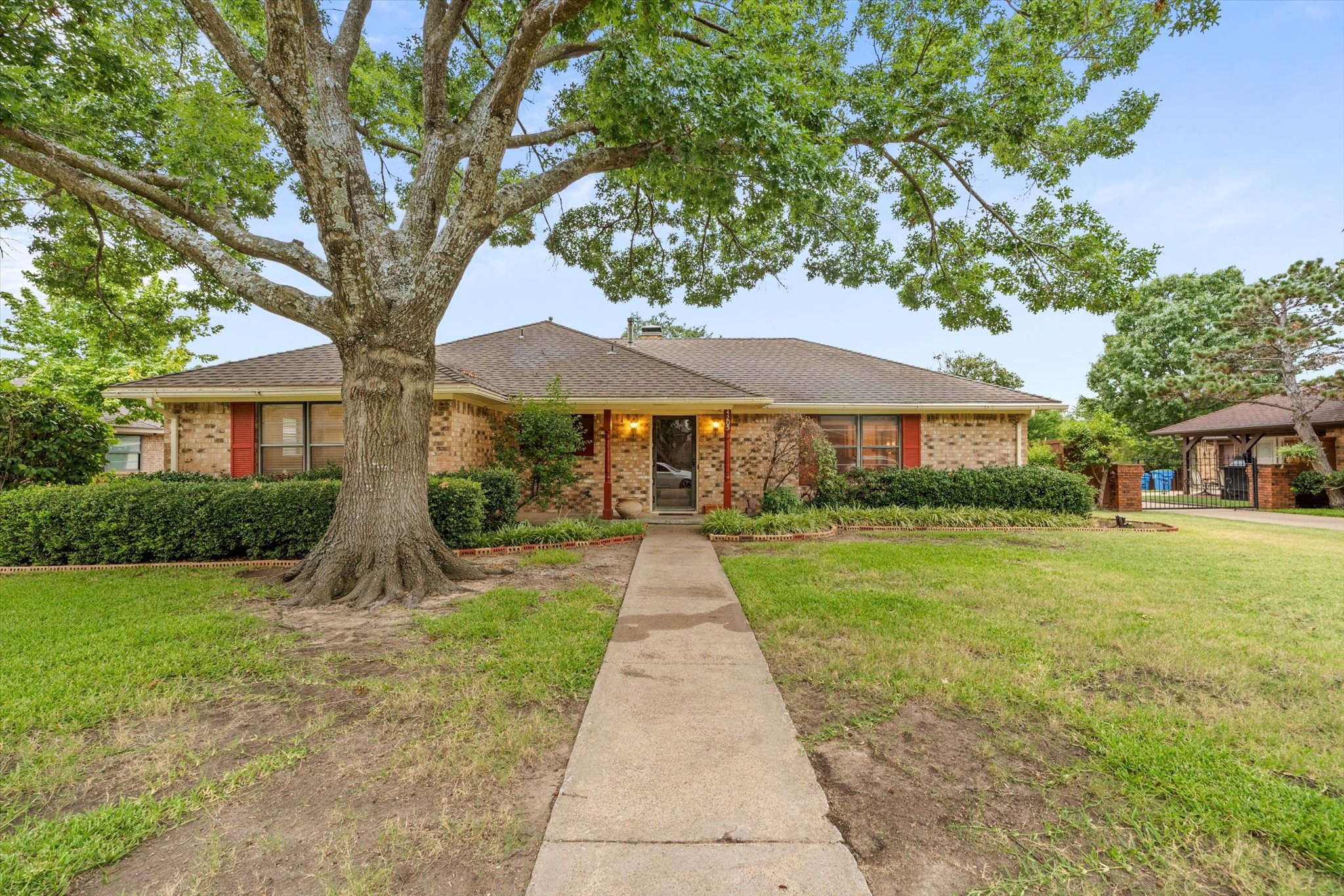 4205 Aspen Drive