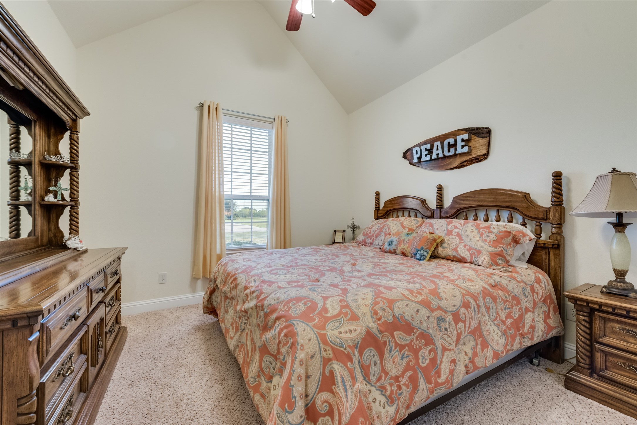 5046 Red Oak Drive