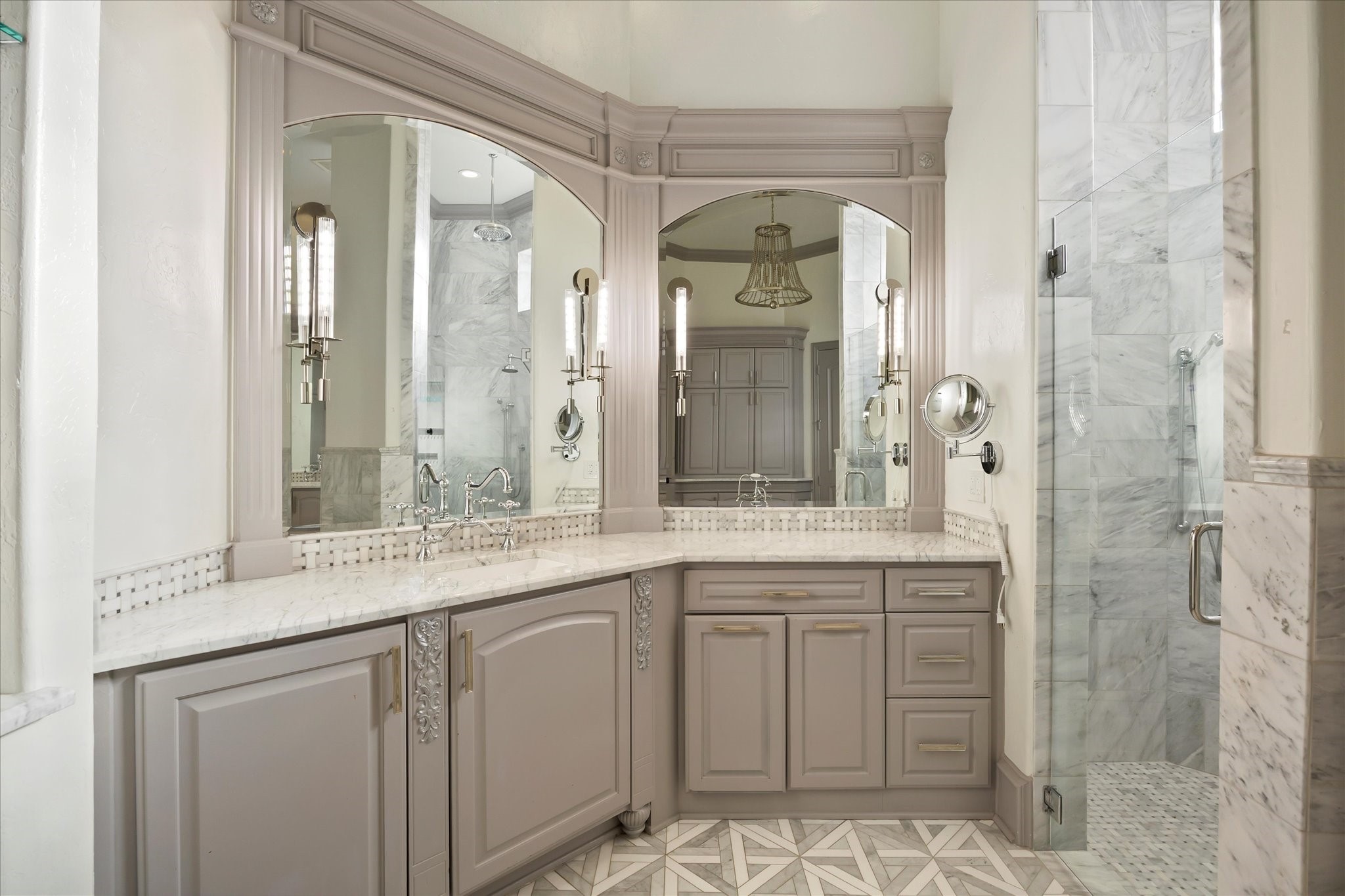 1229 Manchester Drive