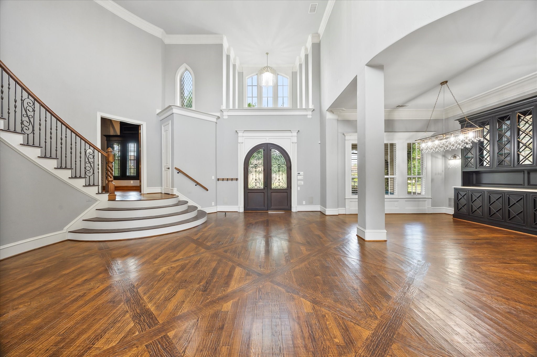 1229 Manchester Drive