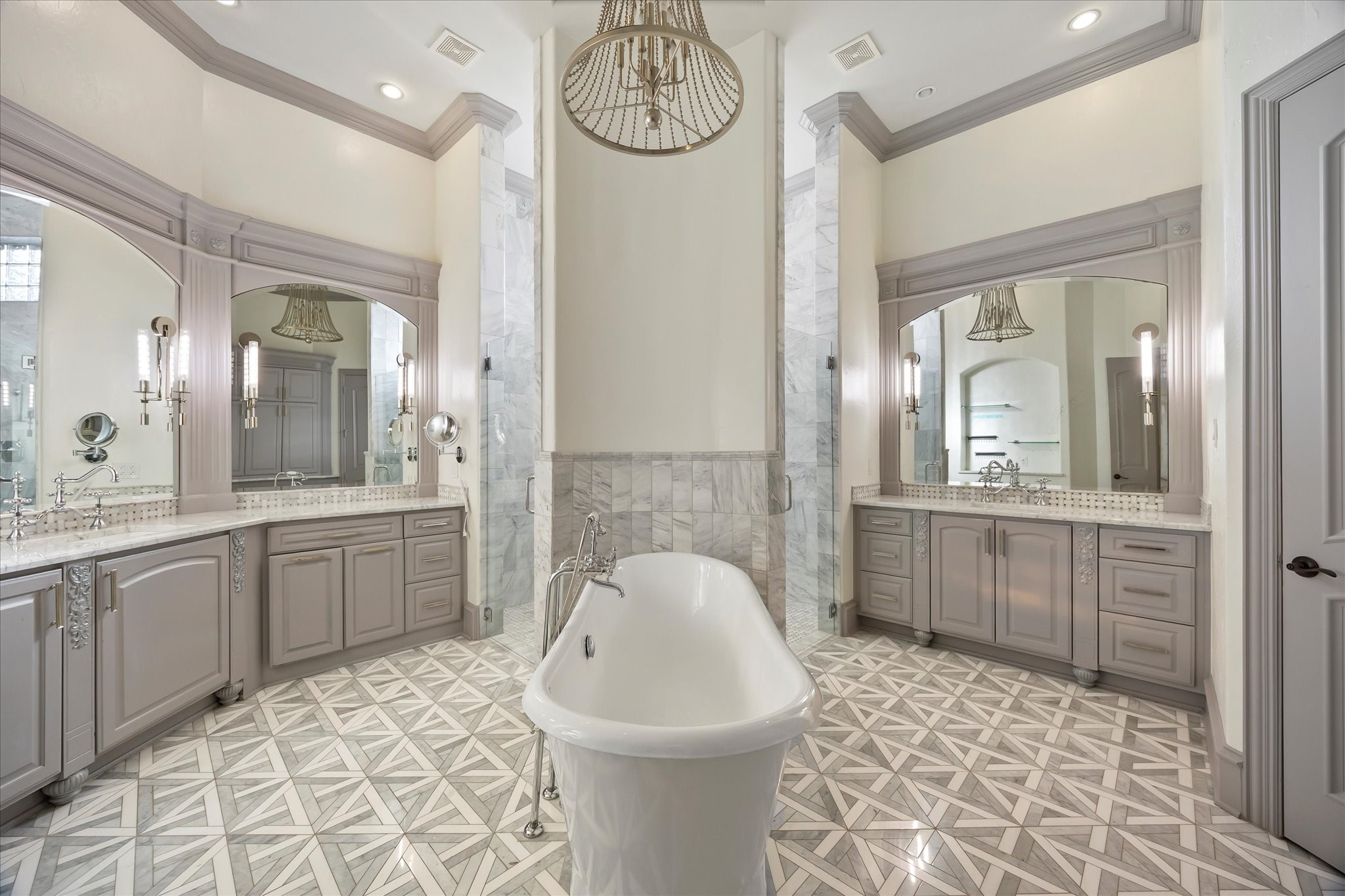 1229 Manchester Drive