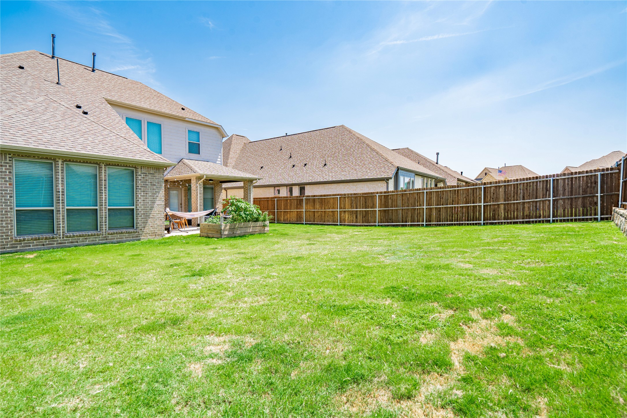 1507 Calcot Lane