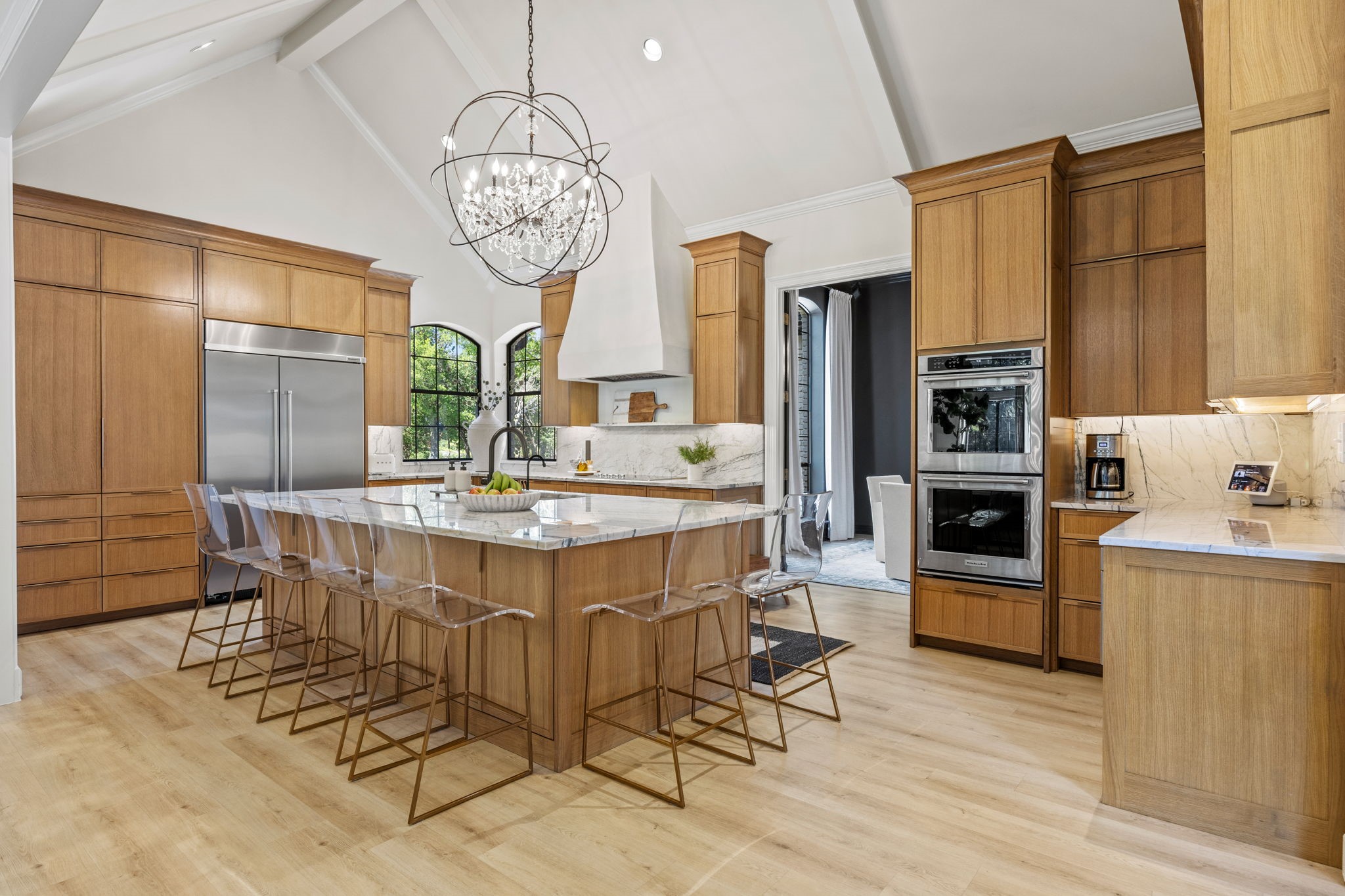 3 Meadowlake Drive