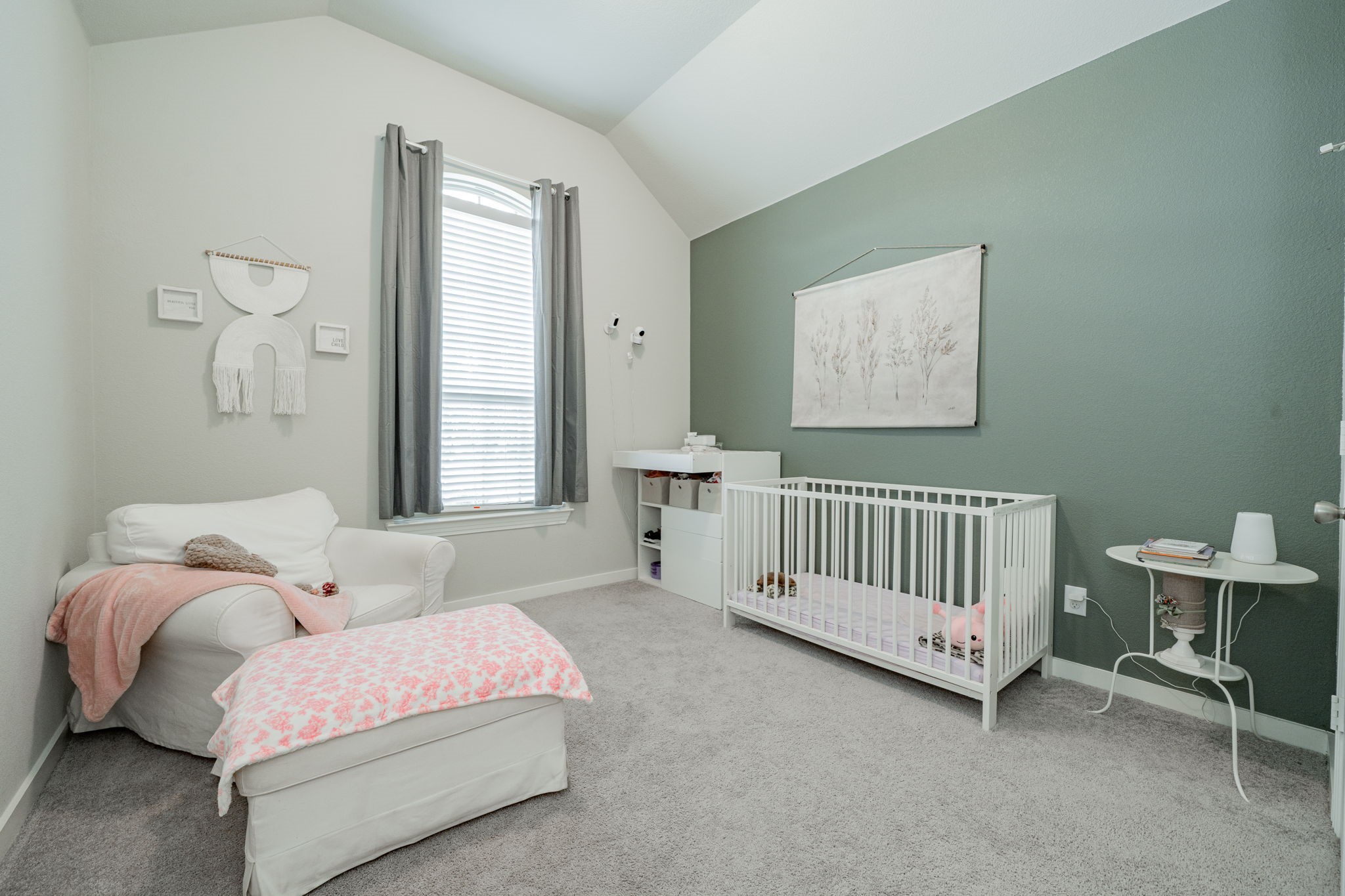 2142 Mossbrook Drive