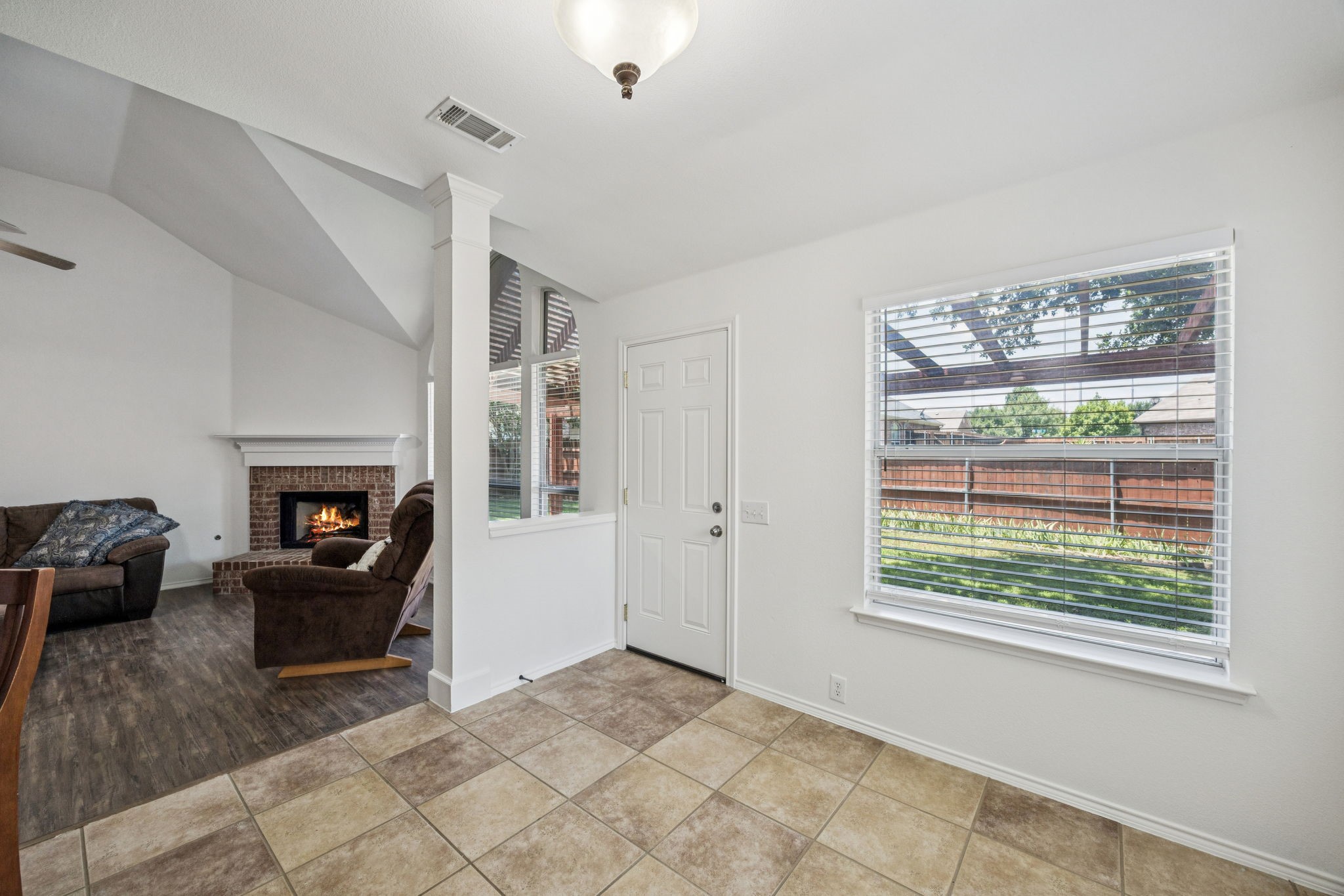 1419 Grass Valley