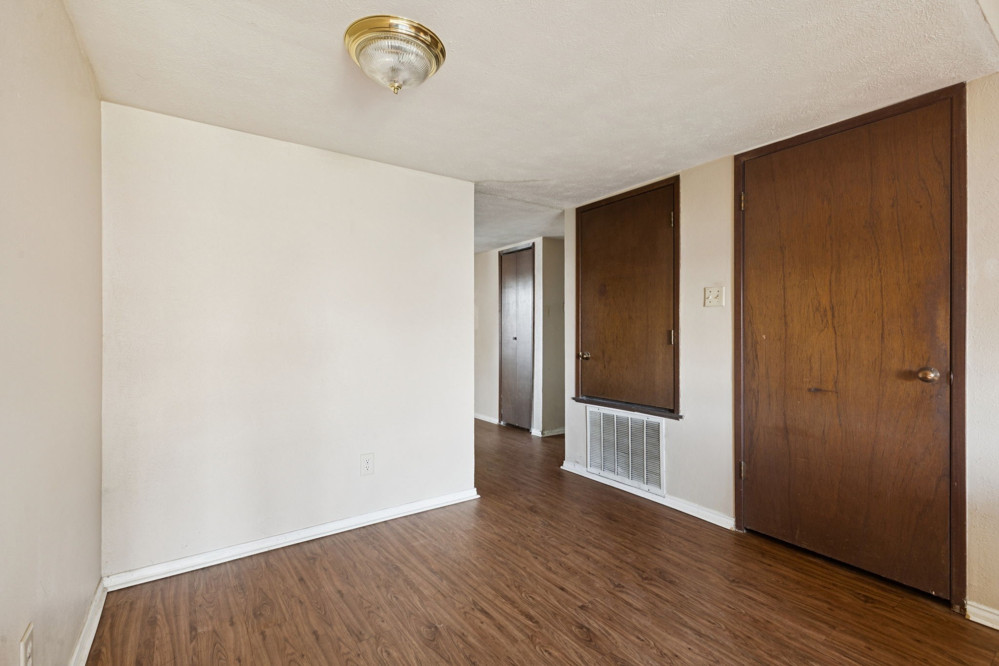 8505 Woodside Road