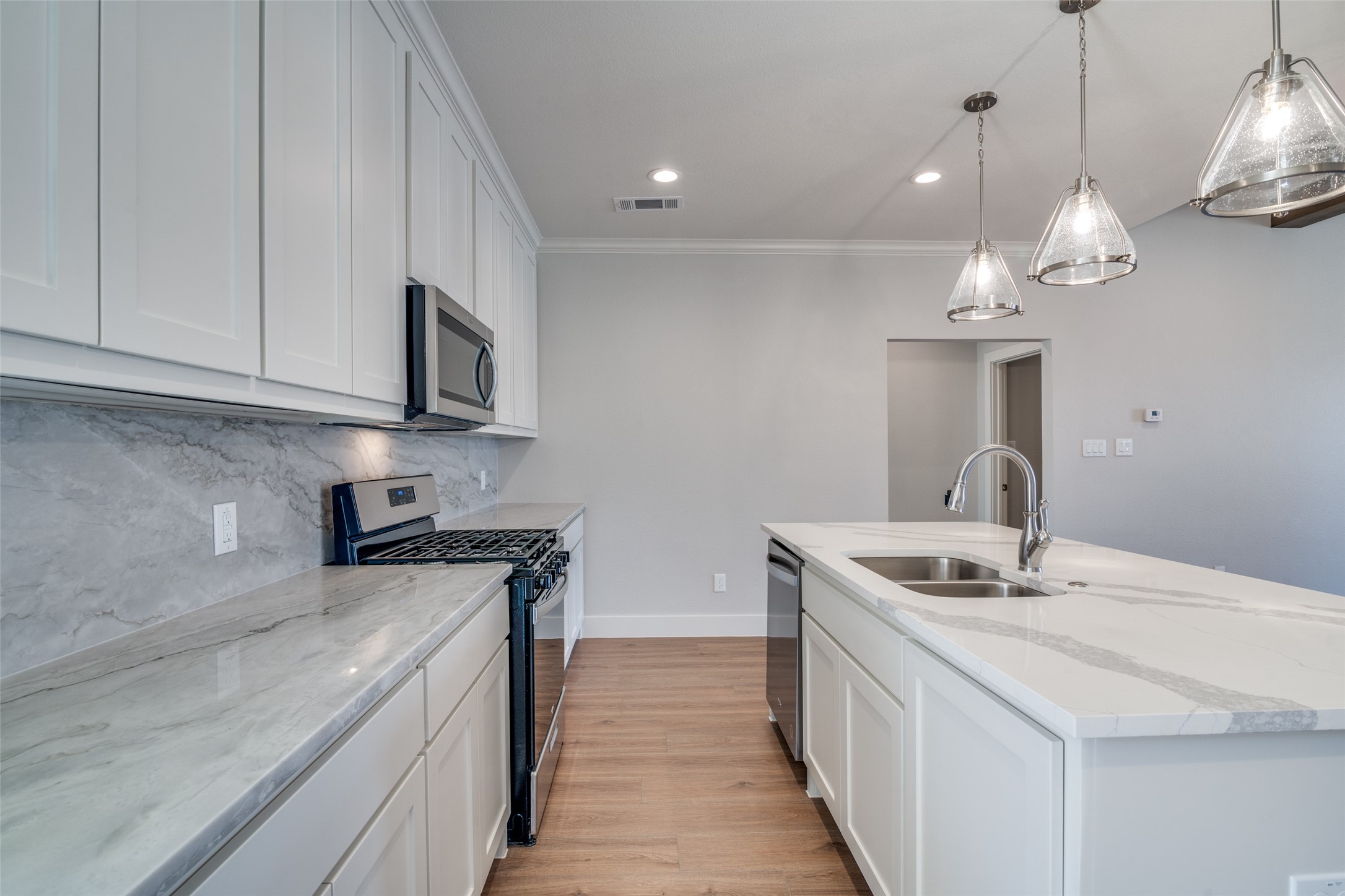 621 Prosperity Trail