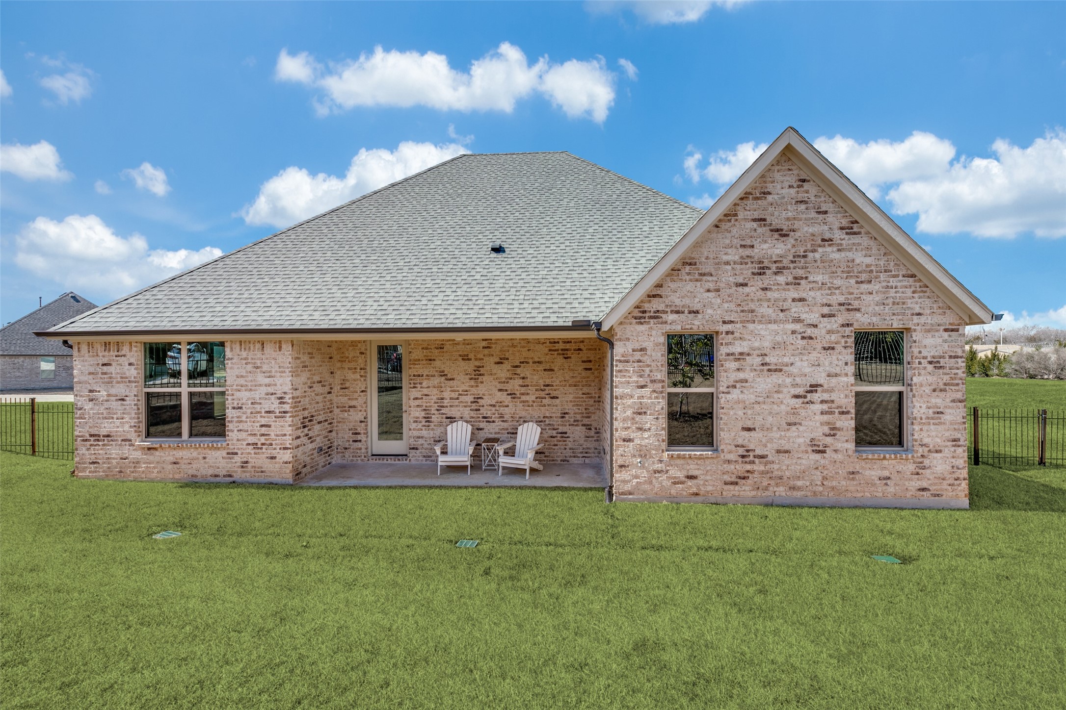 635 Community Lane