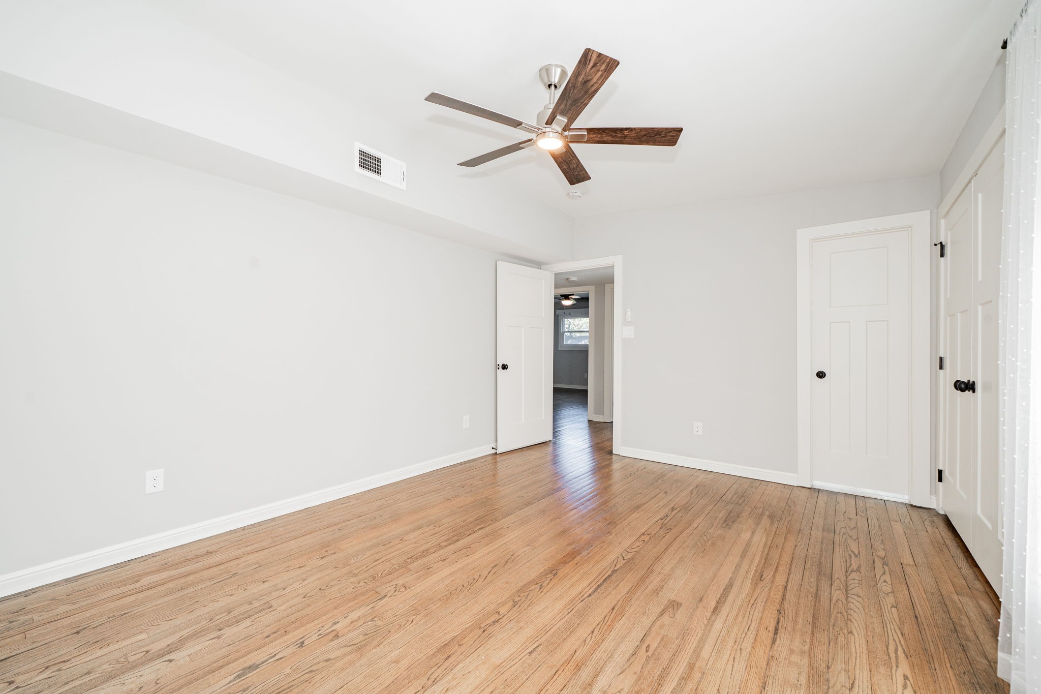 9914 Estacado Drive