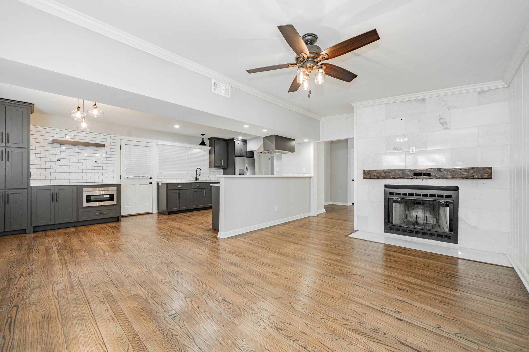 9914 Estacado Drive
