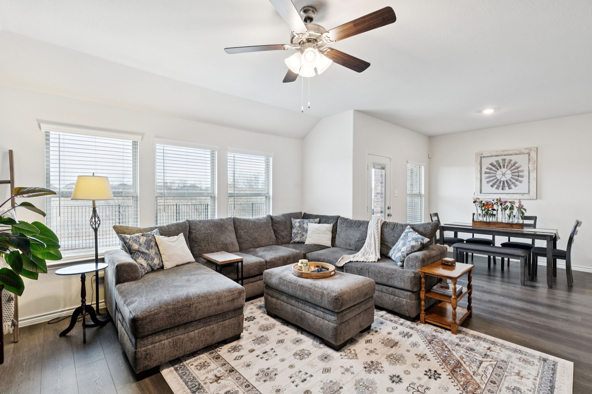 715 Philadelphia Street