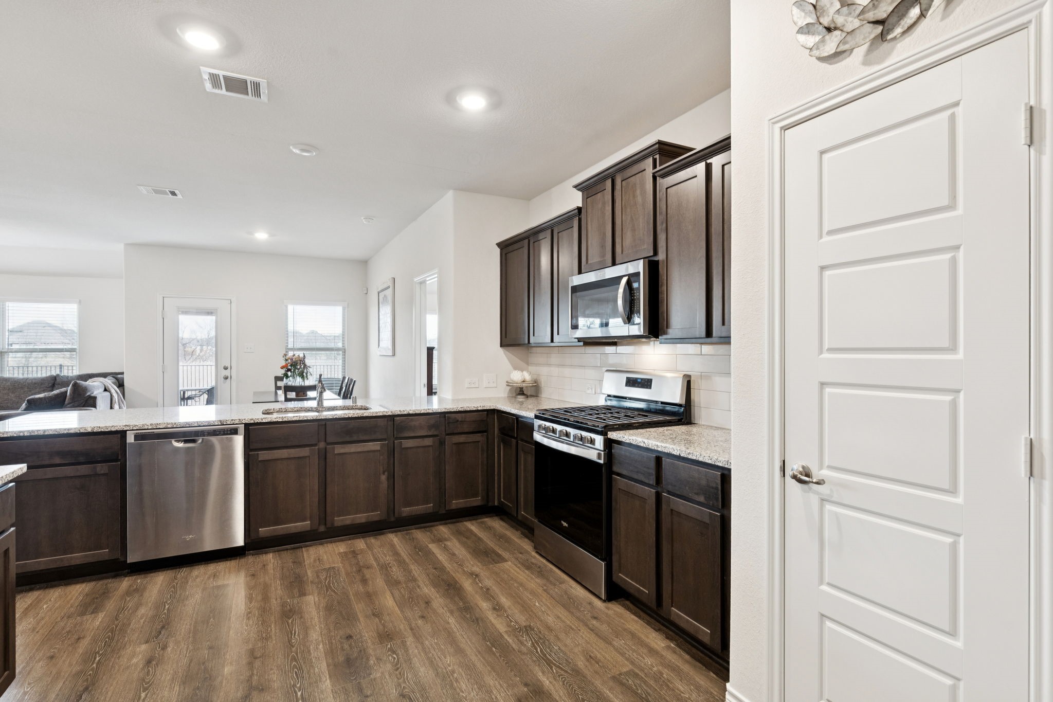 715 Philadelphia Street