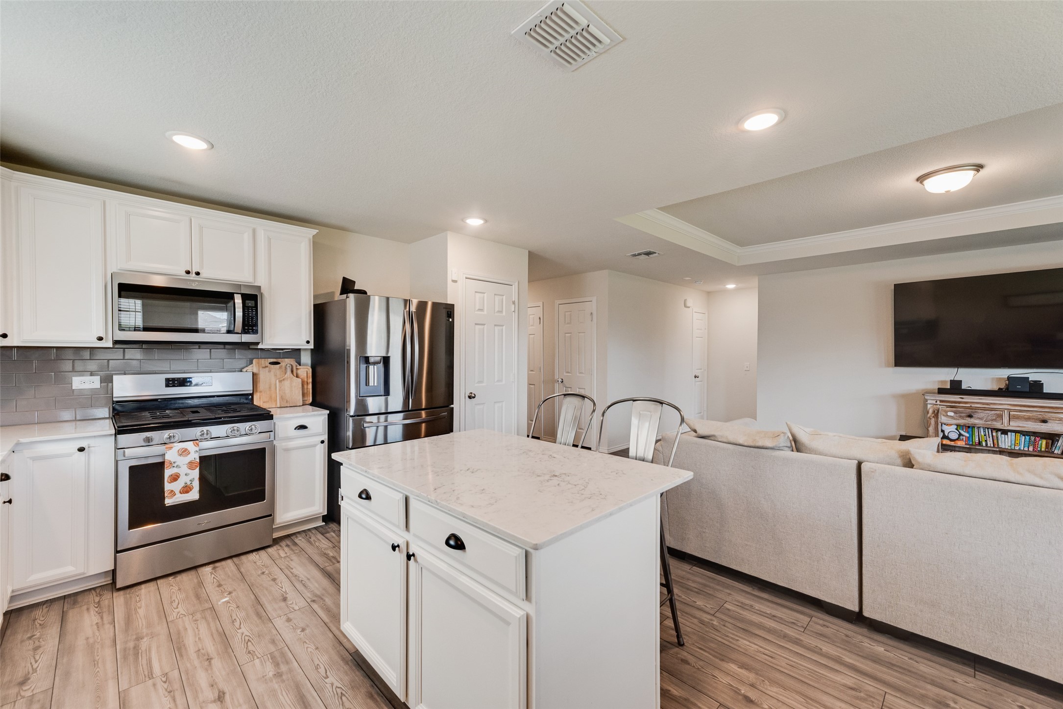 1912 Fox Glove Street