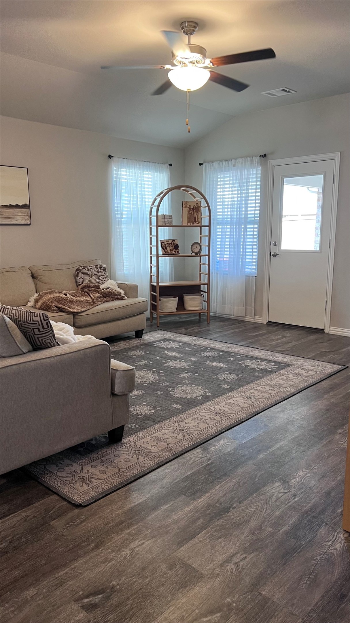 3242 Deckard Drive