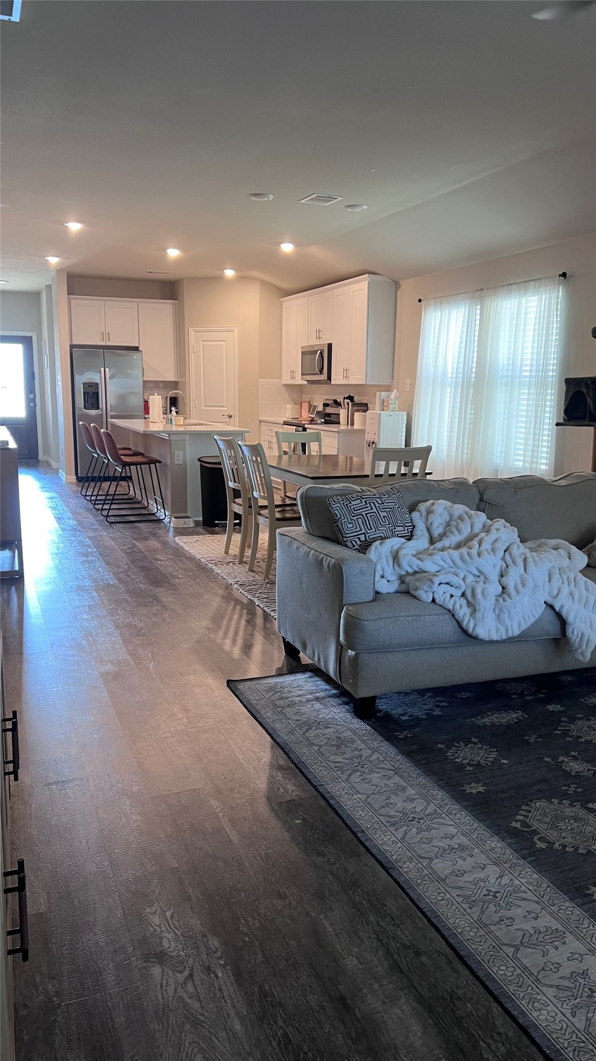 3242 Deckard Drive