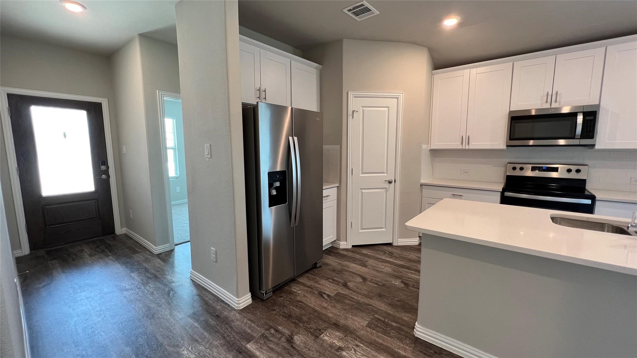 3242 Deckard Drive