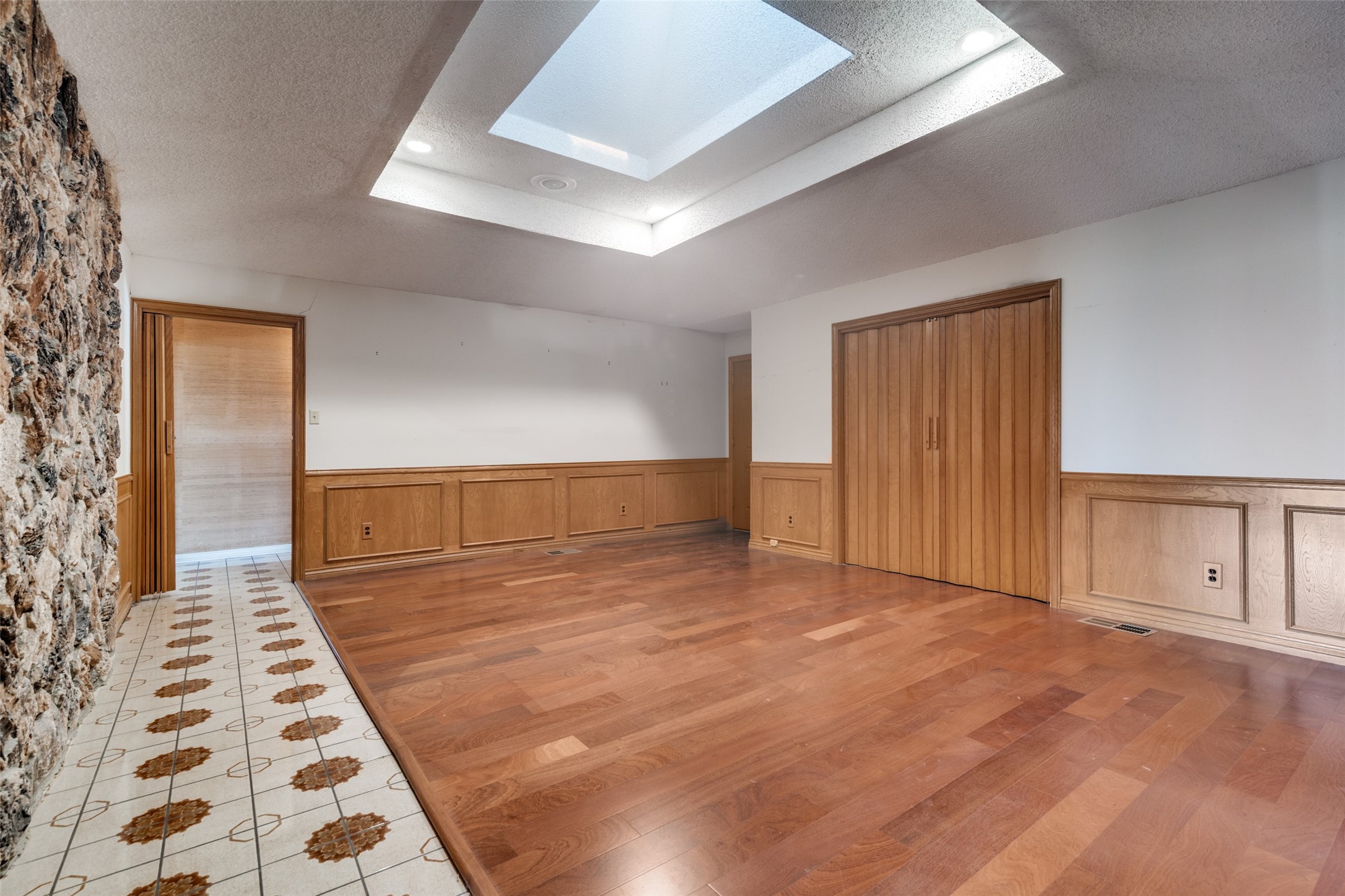 407 Yacht Club Drive