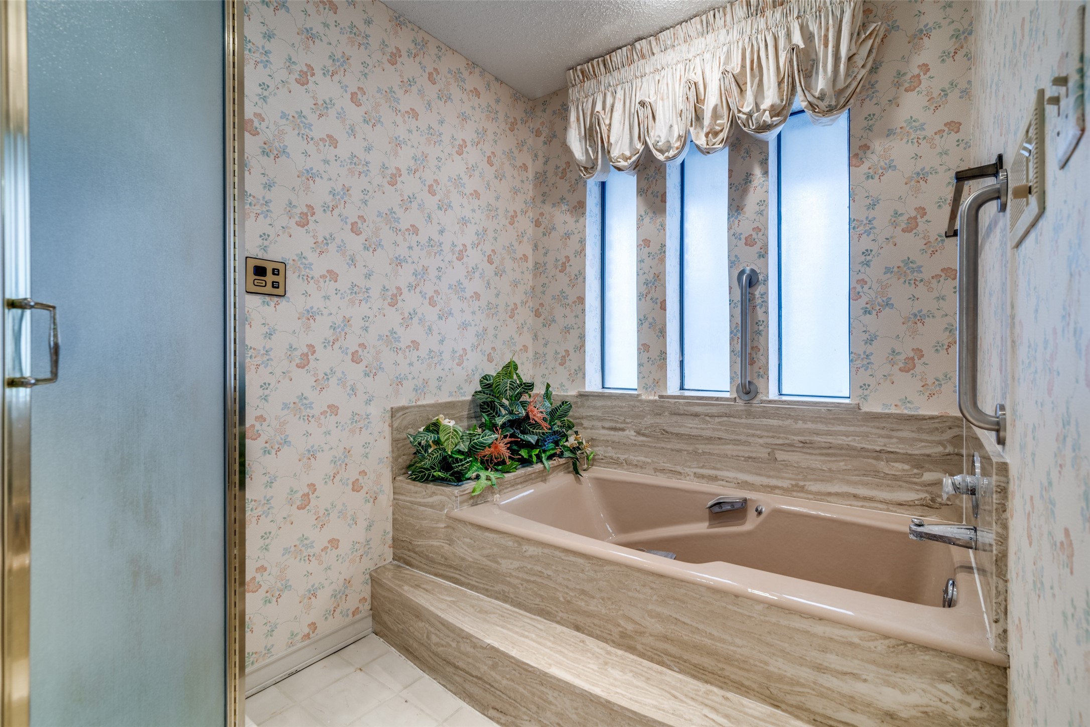 407 Yacht Club Drive