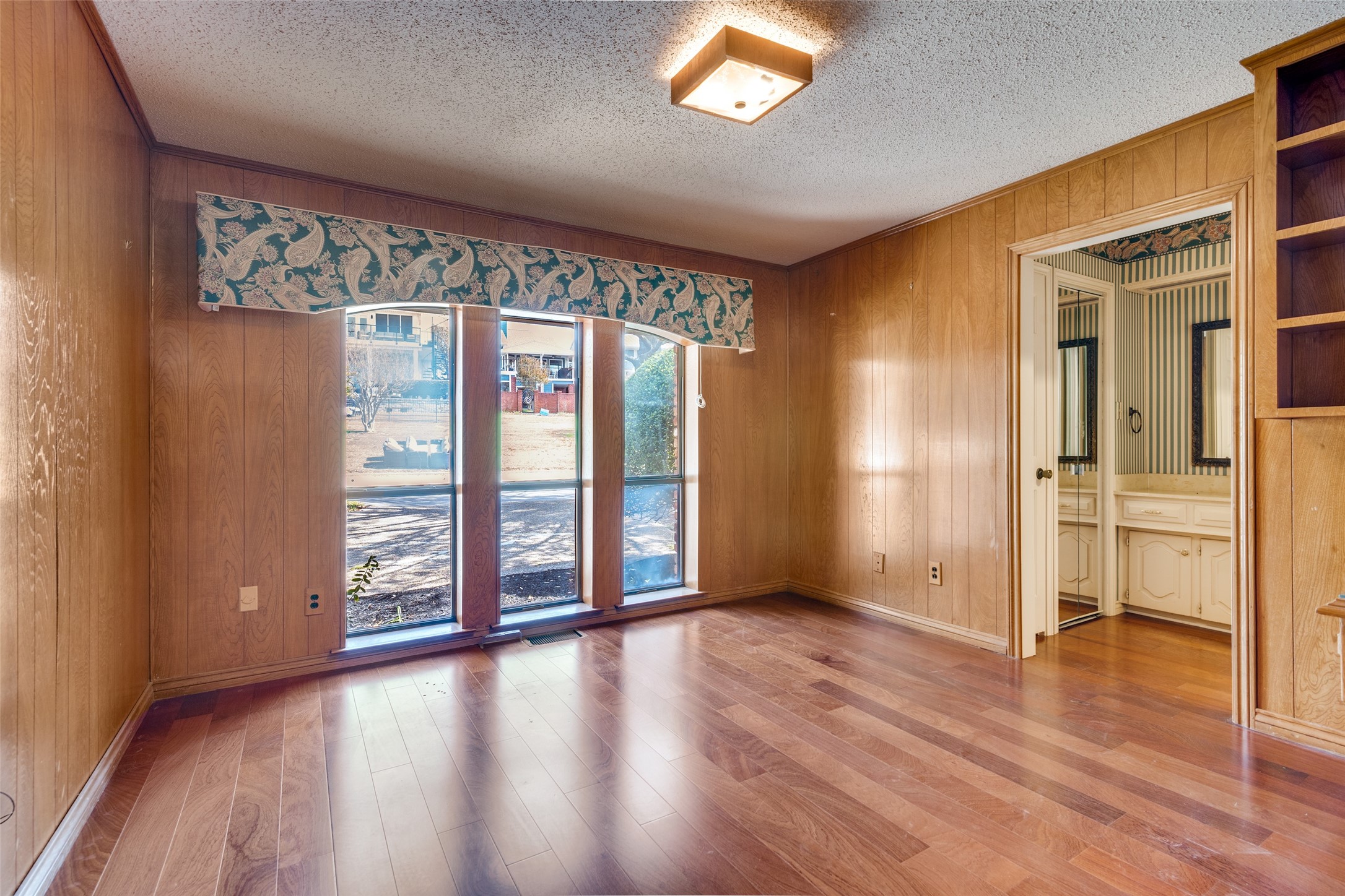 407 Yacht Club Drive