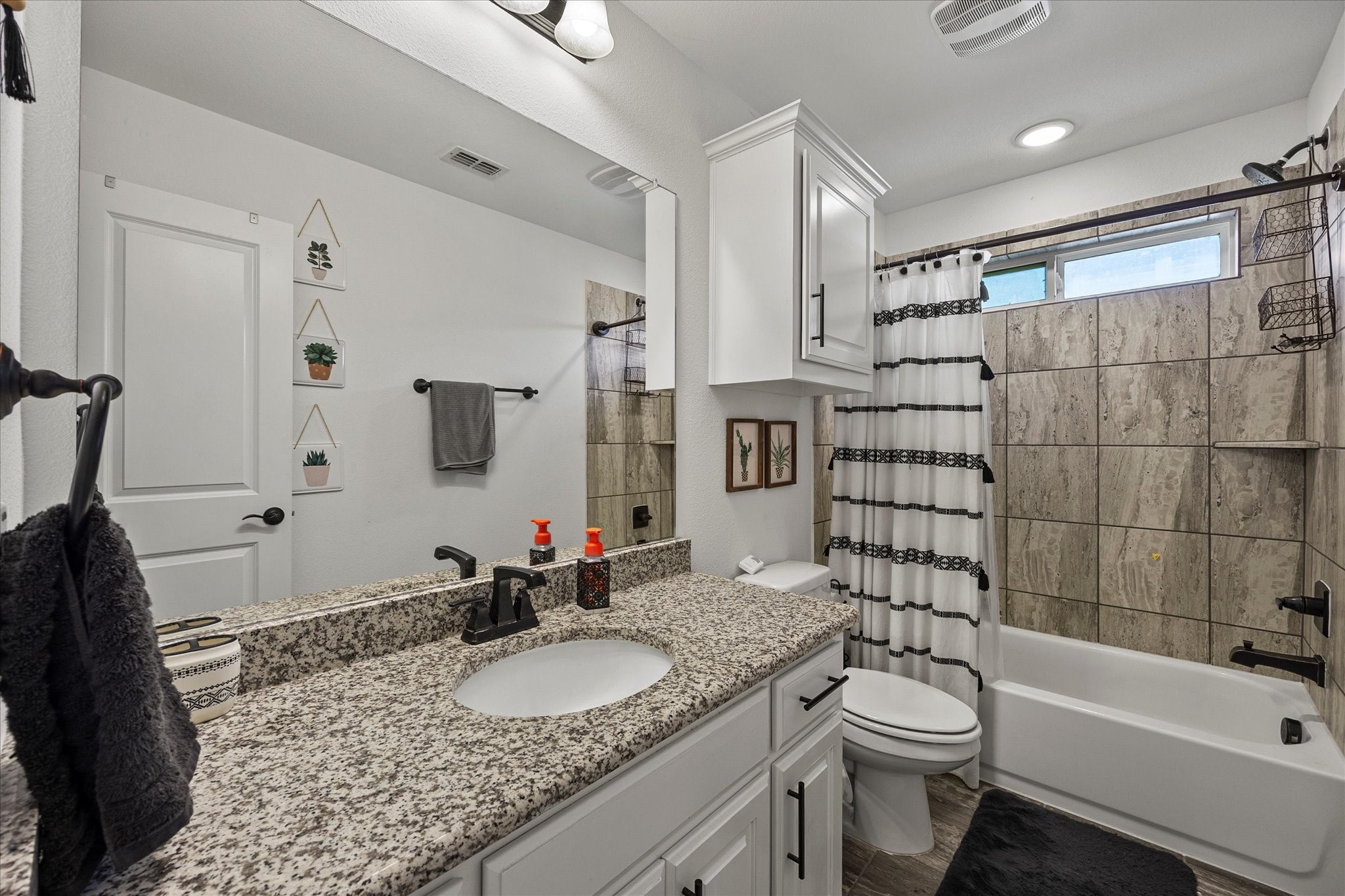 4306 Gulls Landing Circle