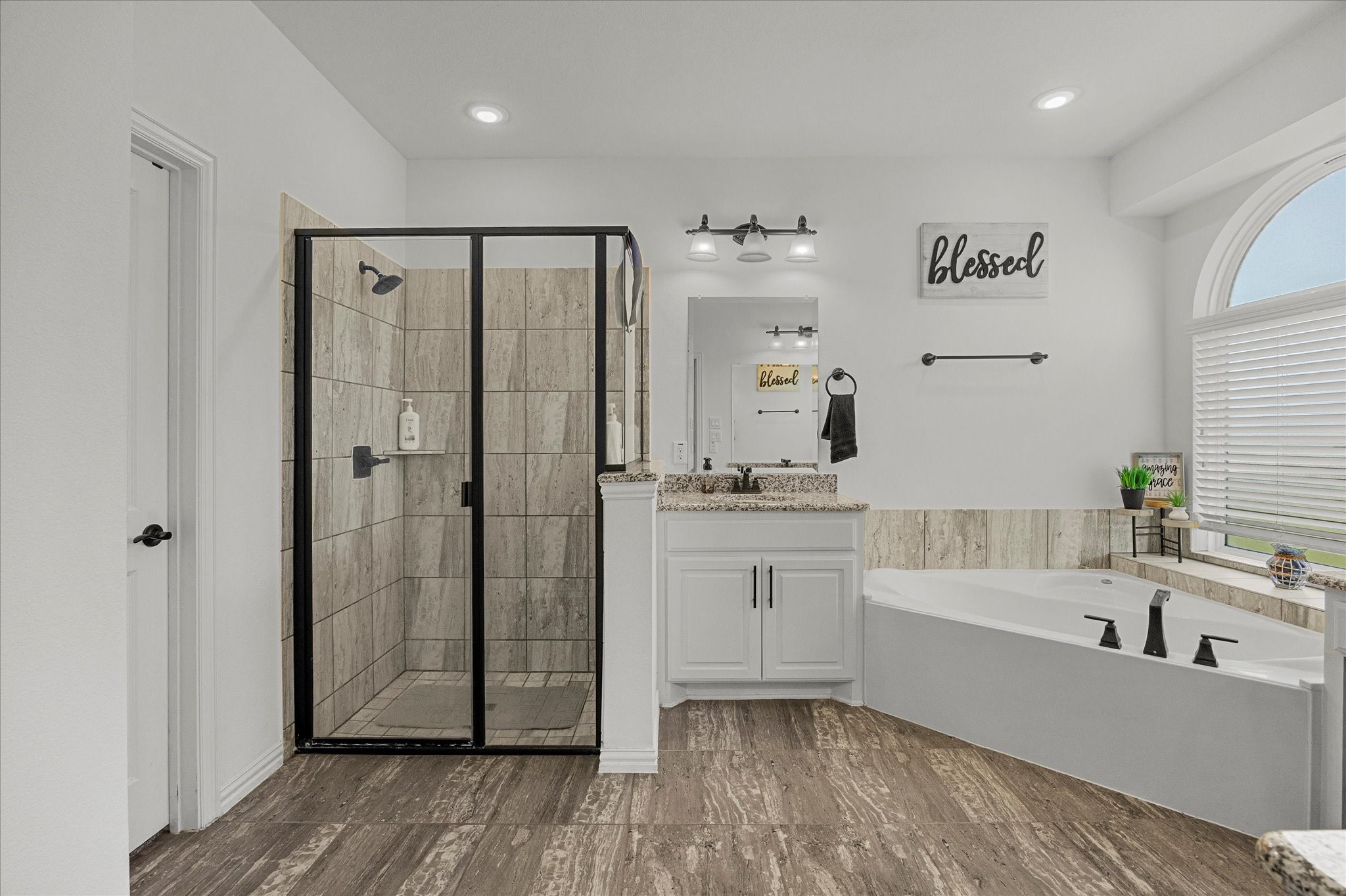 4306 Gulls Landing Circle