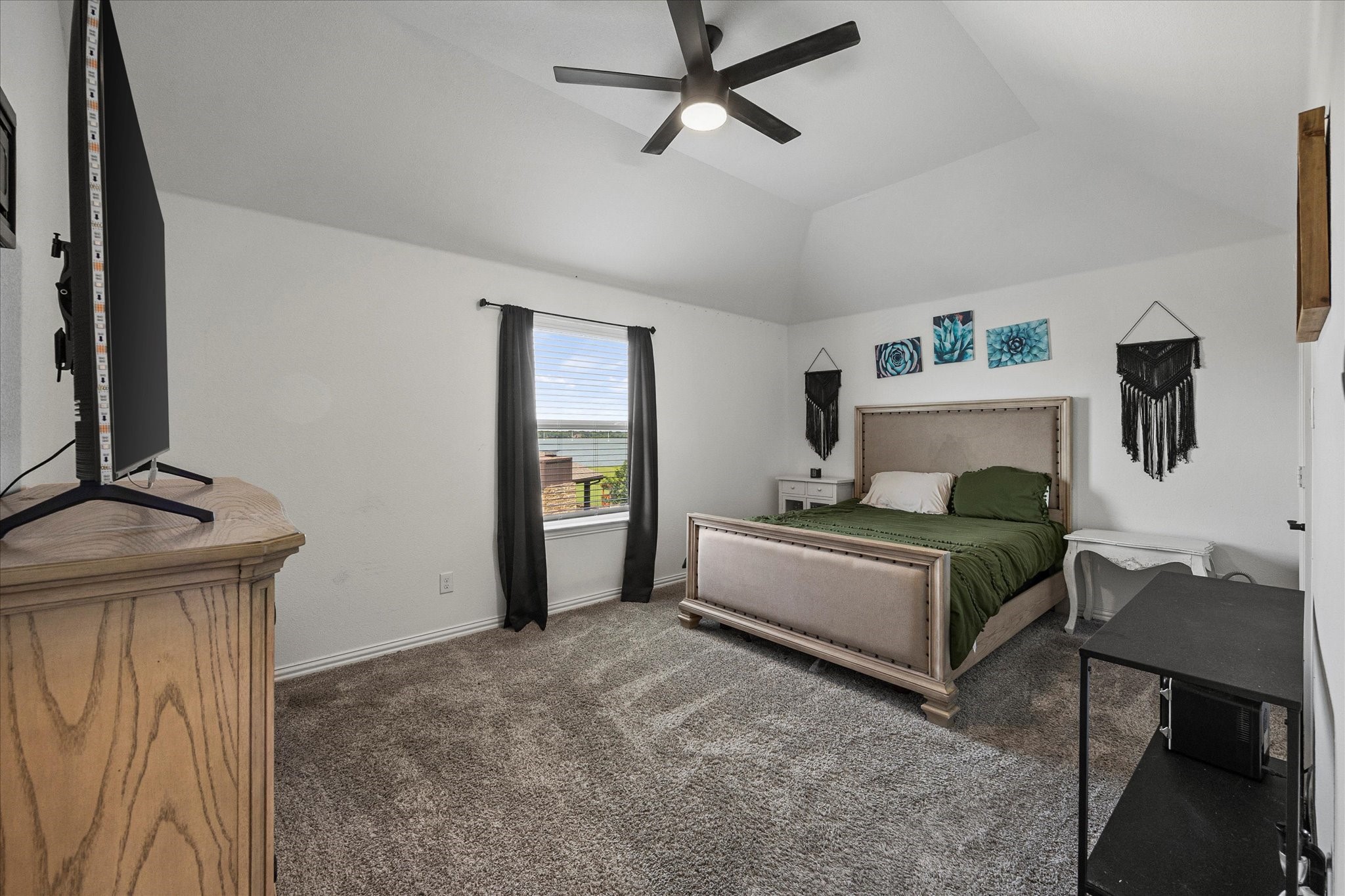 4306 Gulls Landing Circle