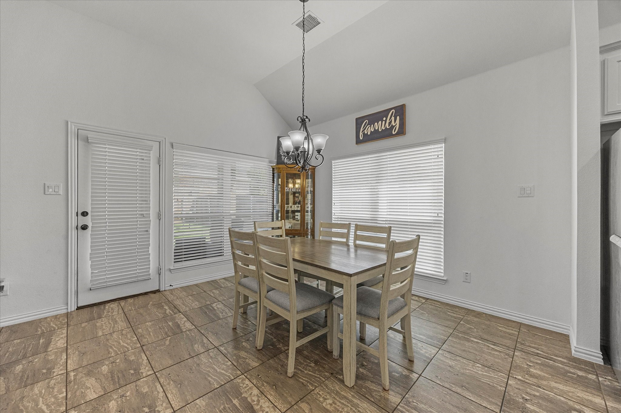 4306 Gulls Landing Circle
