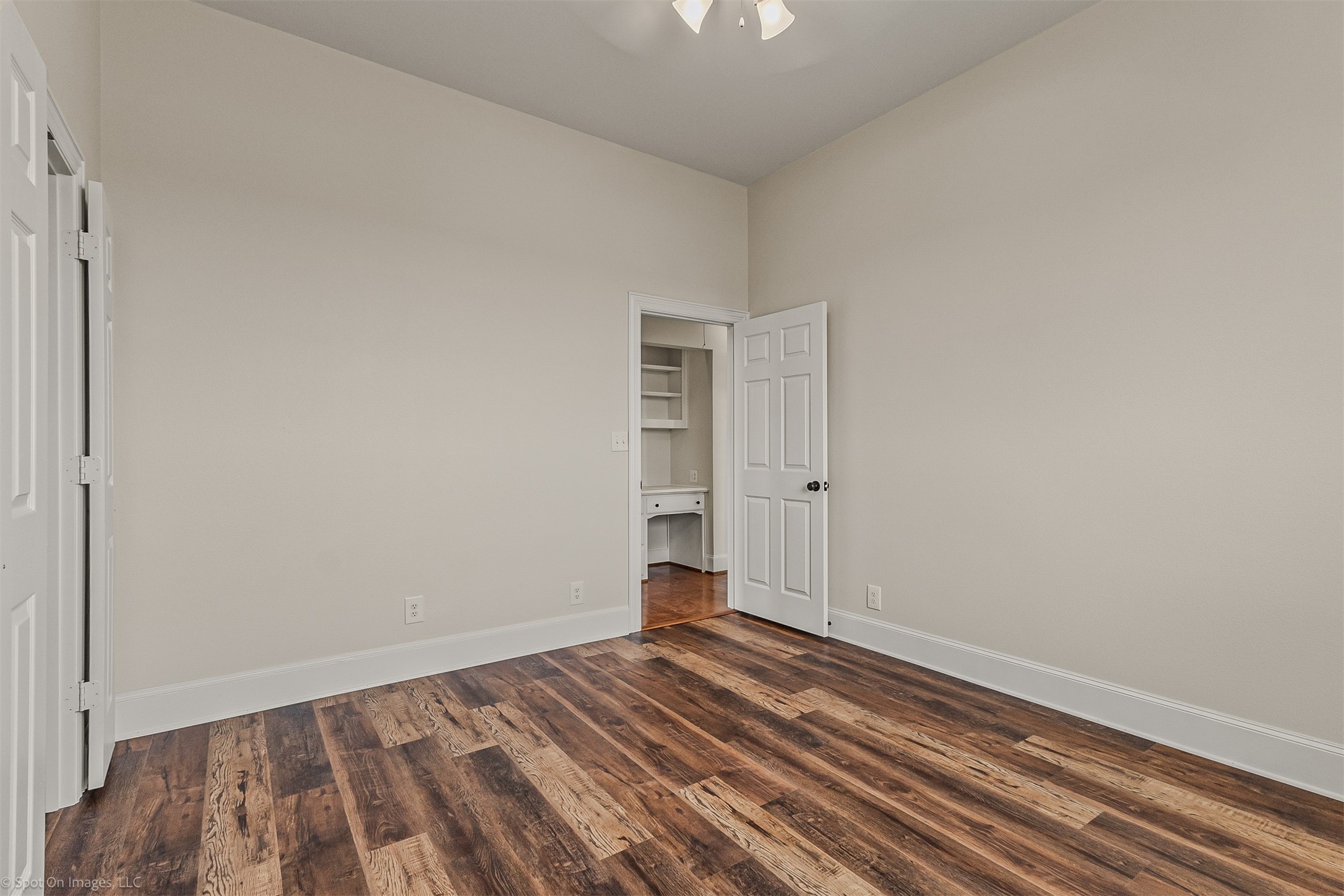 15183 Valley View