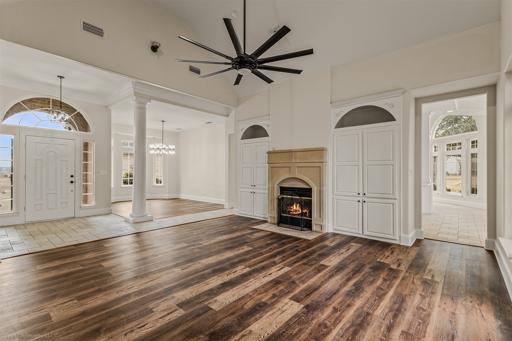 15183 Valley View