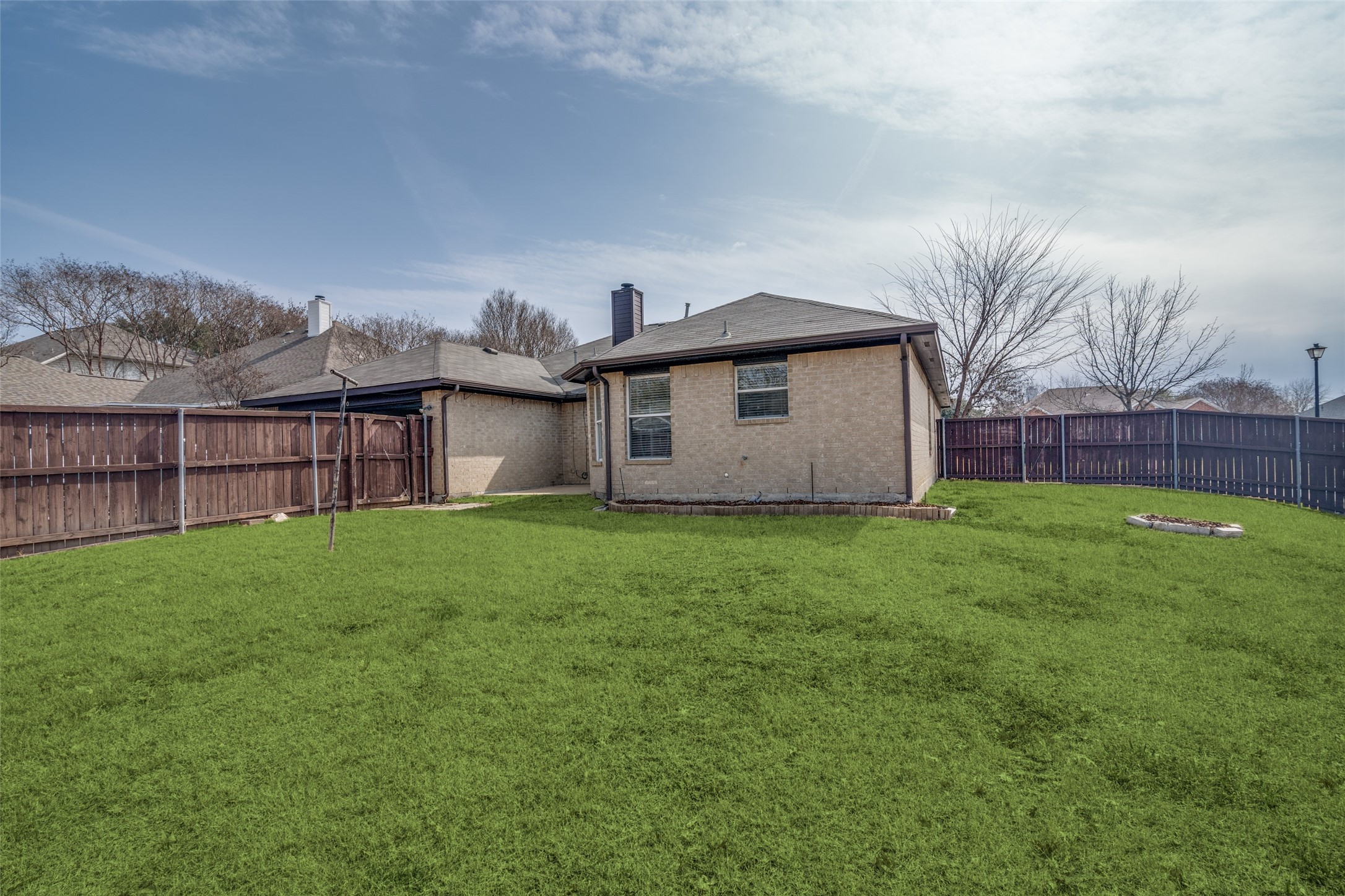 510 Bending Oaks Trail