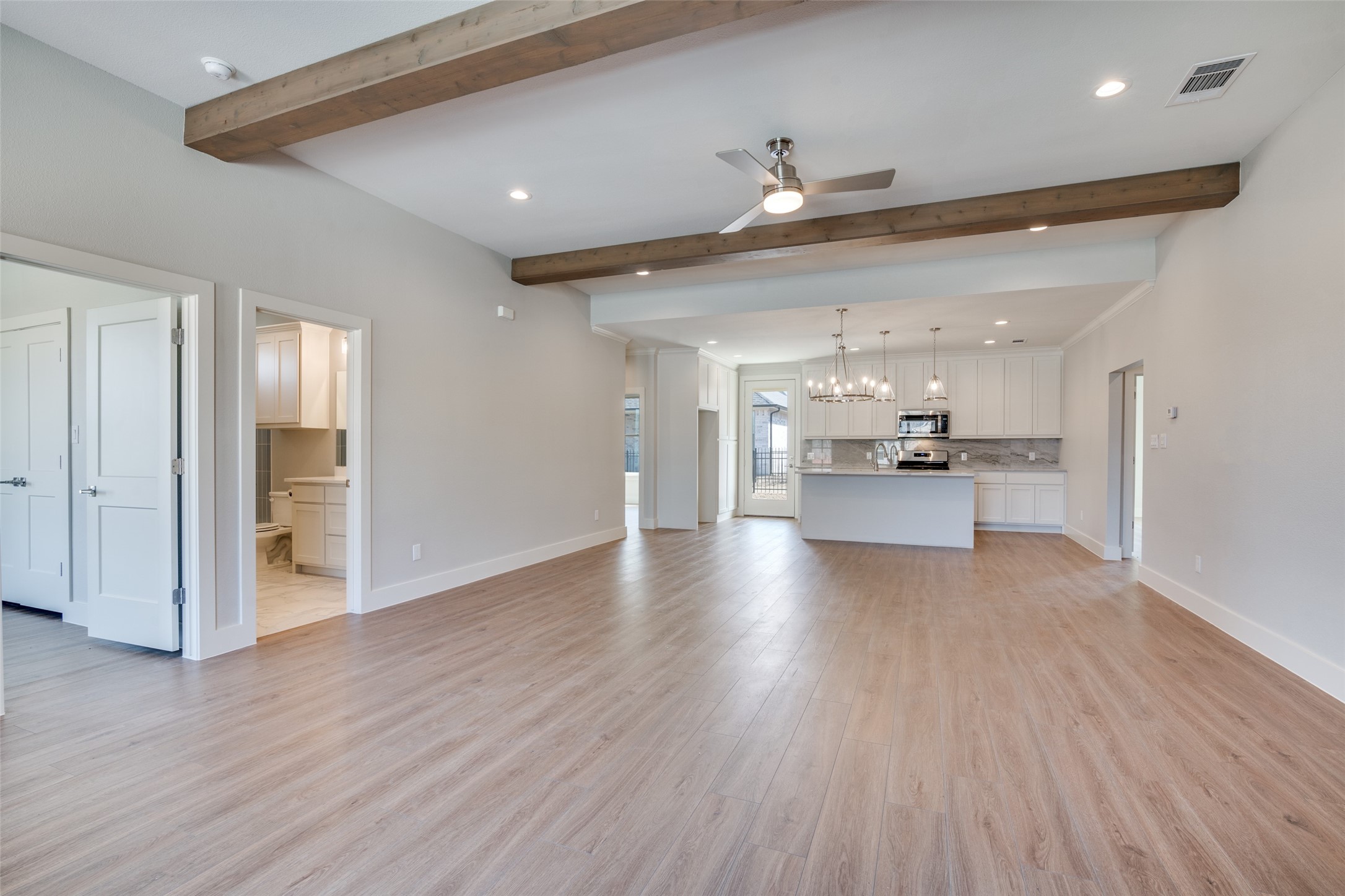 621 Prosperity Trail