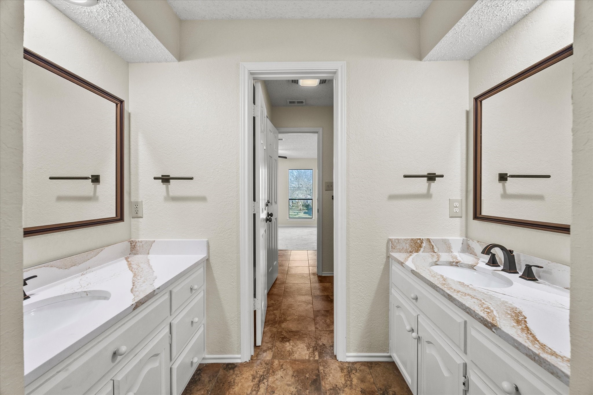 408 S Fannin Street B