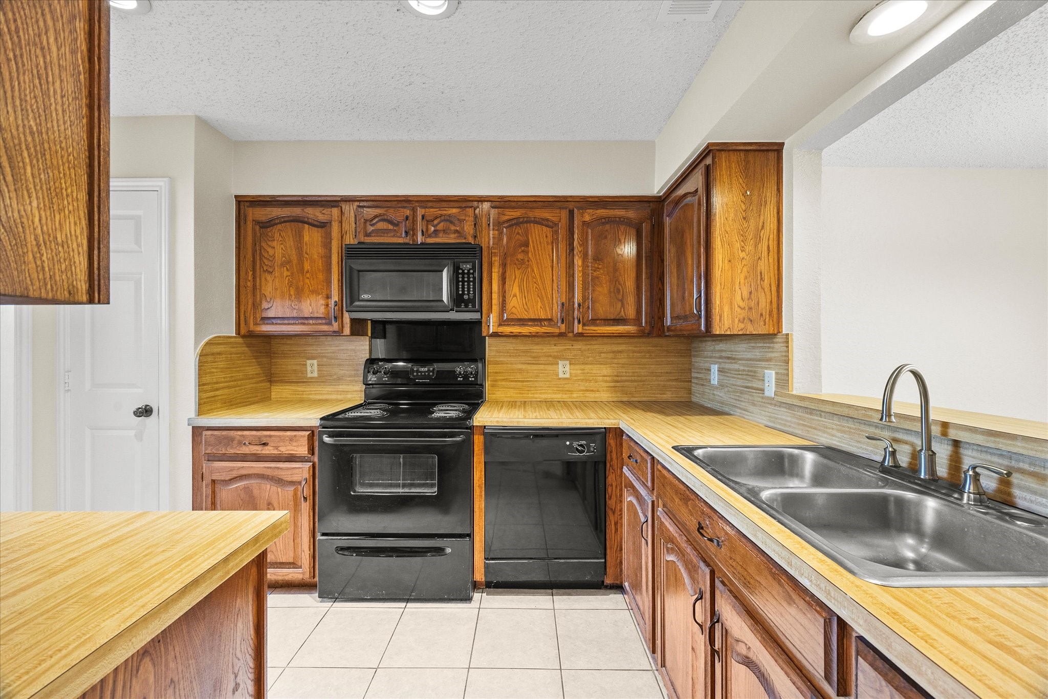 408 S Fannin Street B